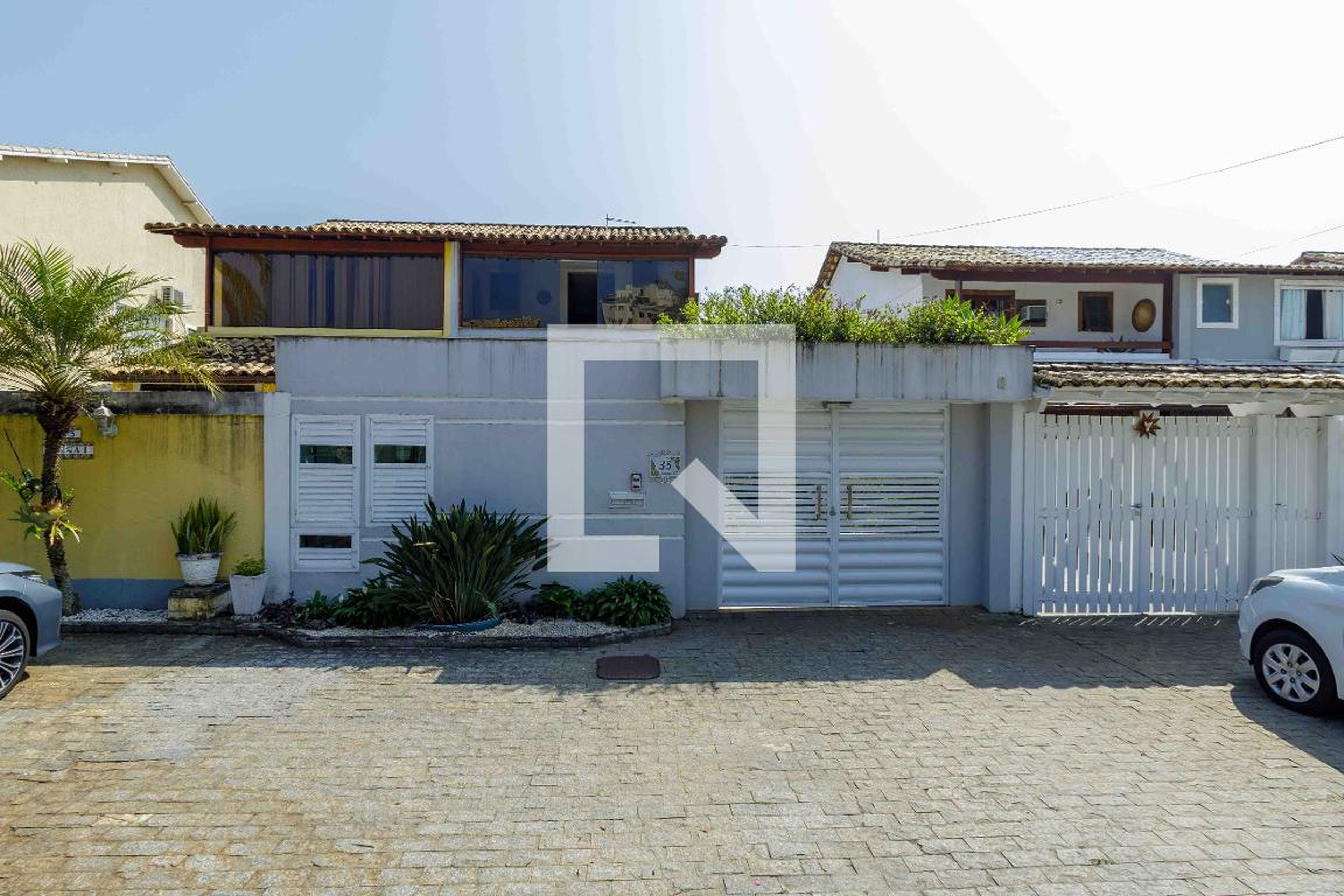 Fachada Condomínio em Rua Rafael Paixão, 35