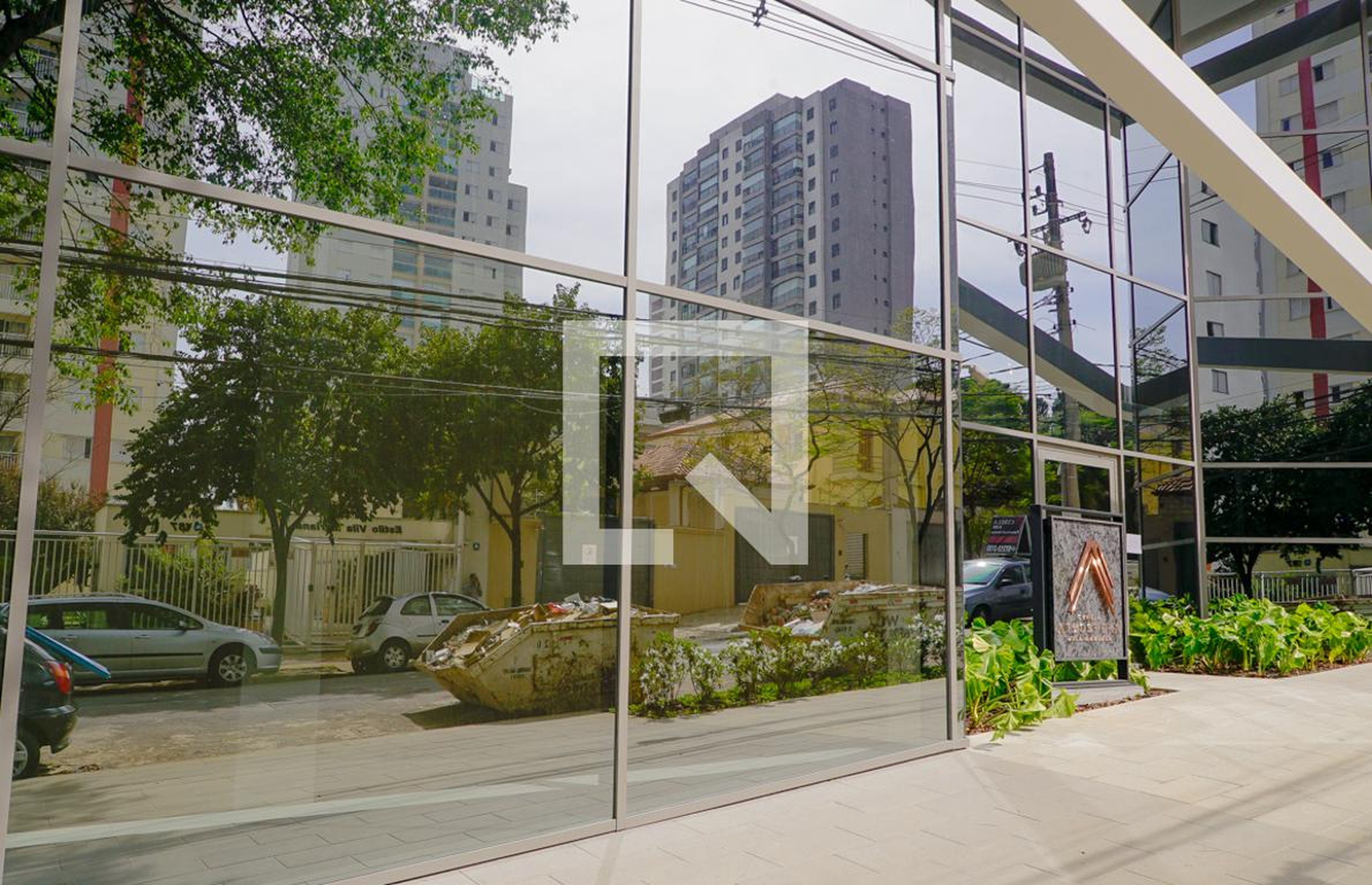 Fachada Condomínio em Rua Gregório Serrão, 229