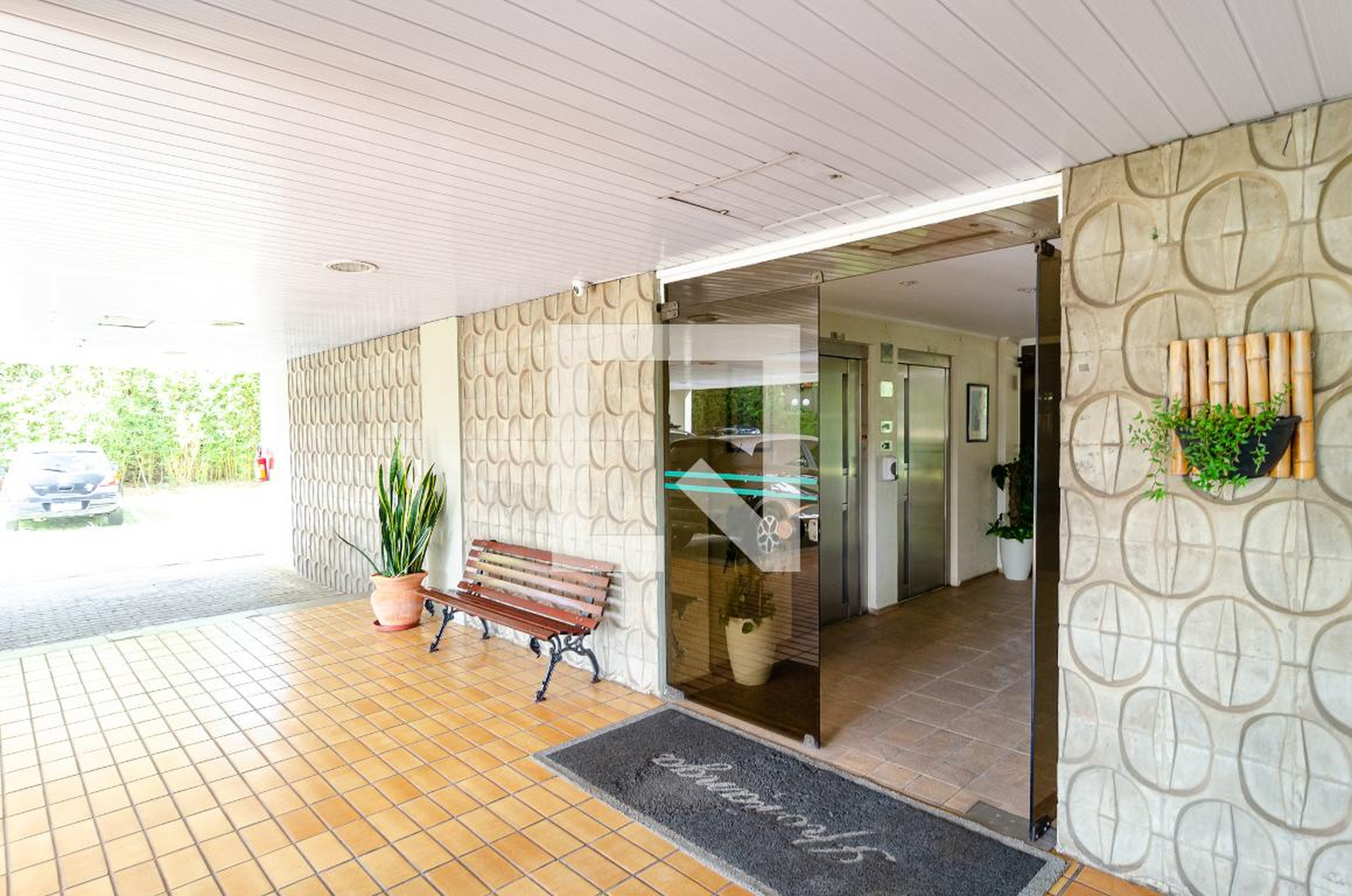 Entrada - Edifício Iporanga