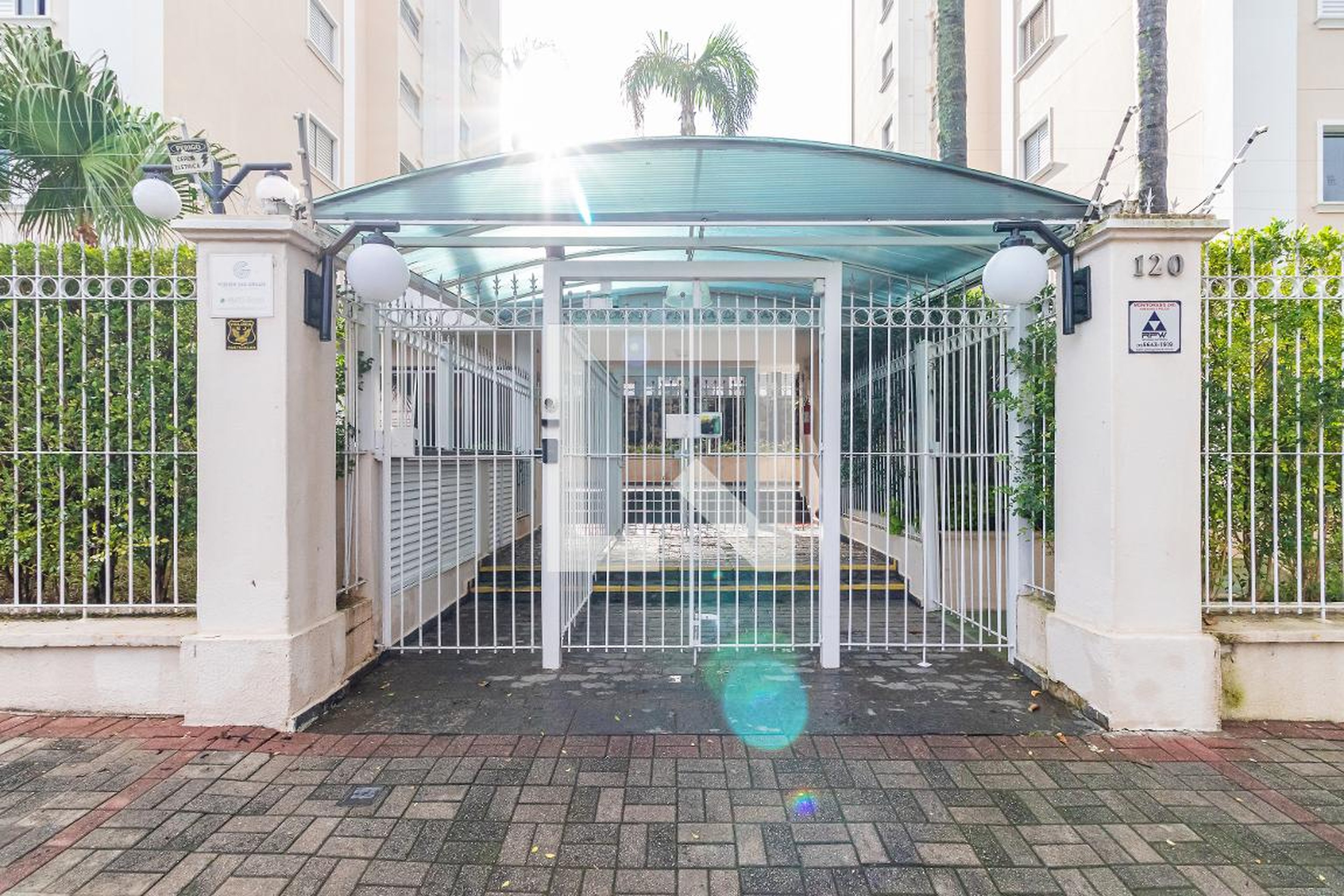 Fachada do Condomínio Condomínio Aroldo Santos