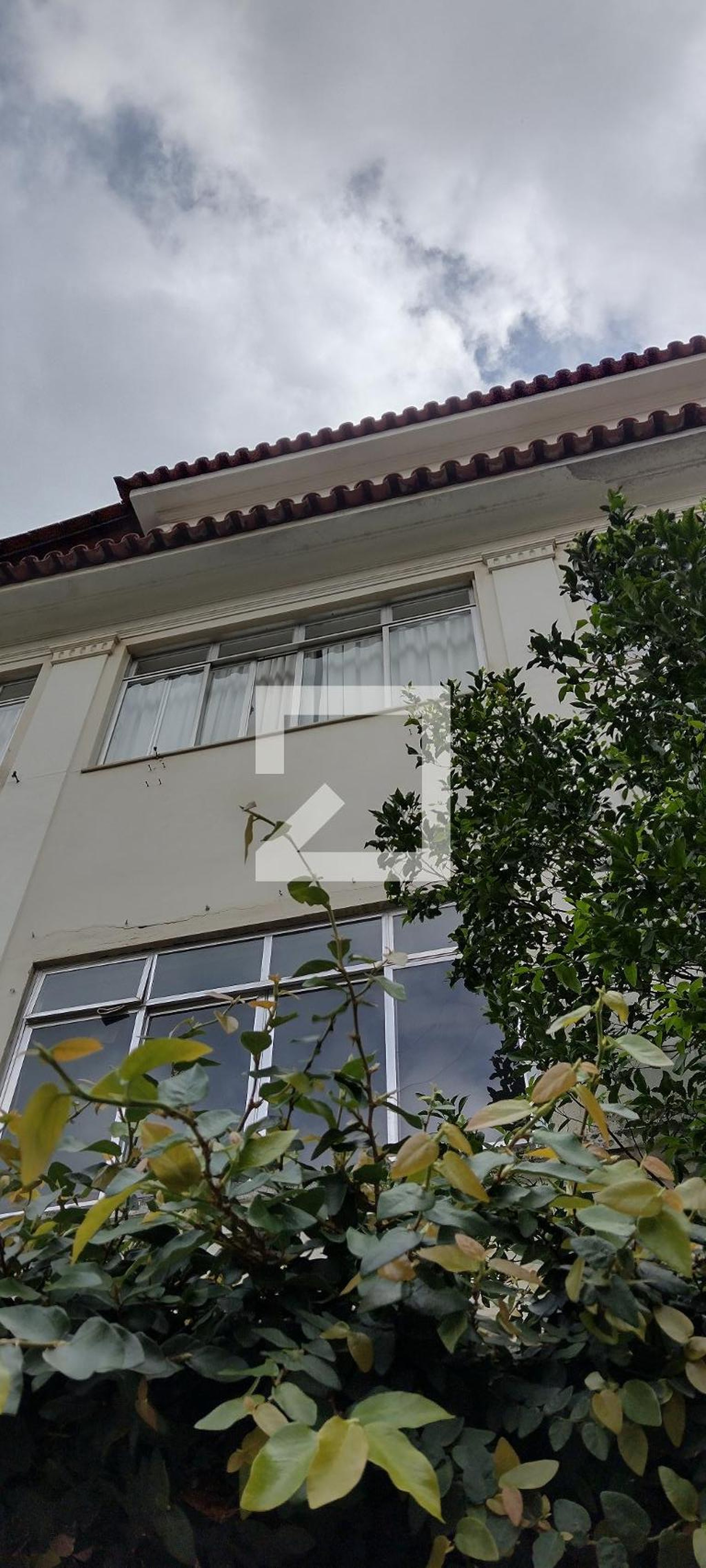 Fachada Condomínio em Rua Tenente Maurício de Medeiros, 14