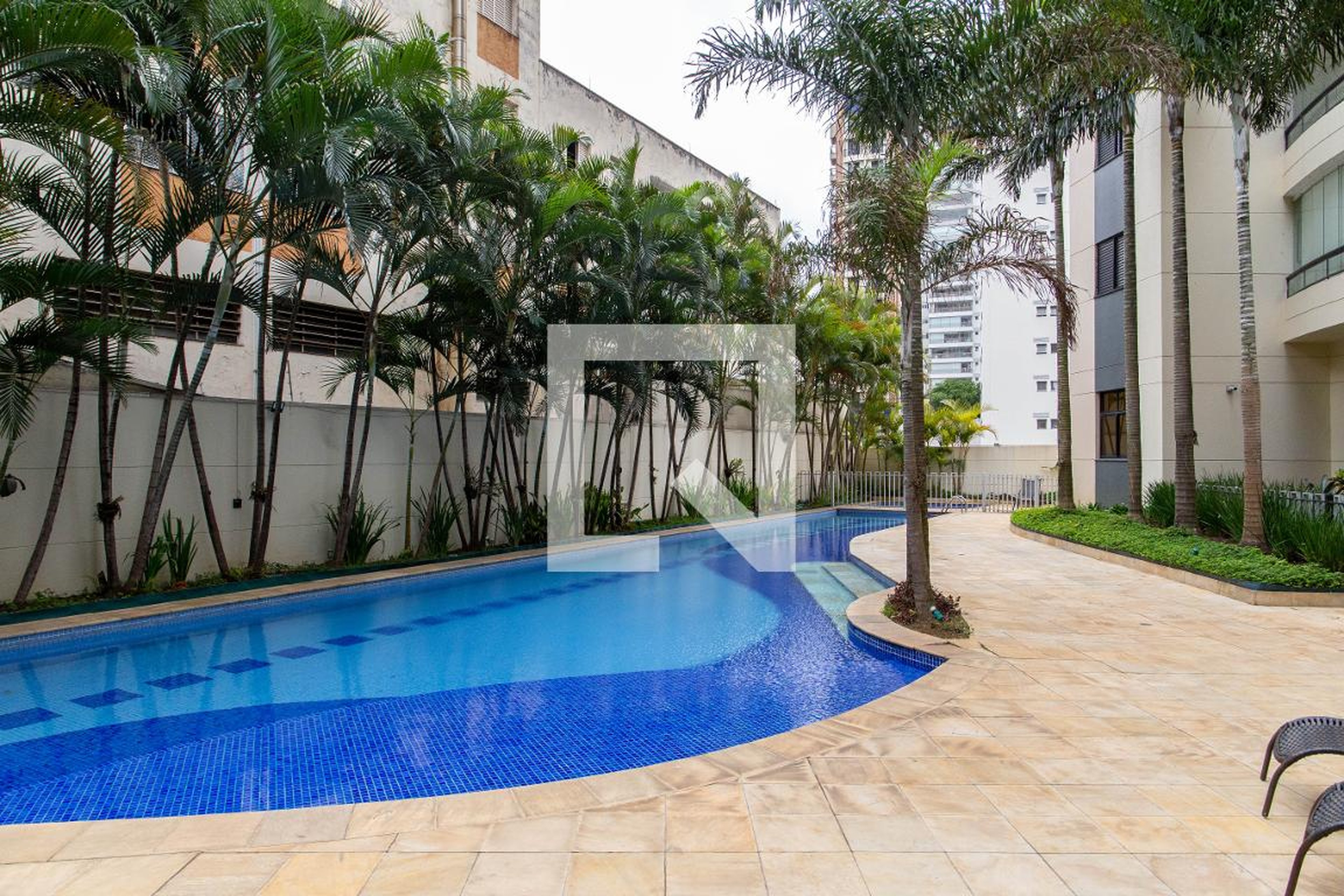Piscina - Jardim de Mermier