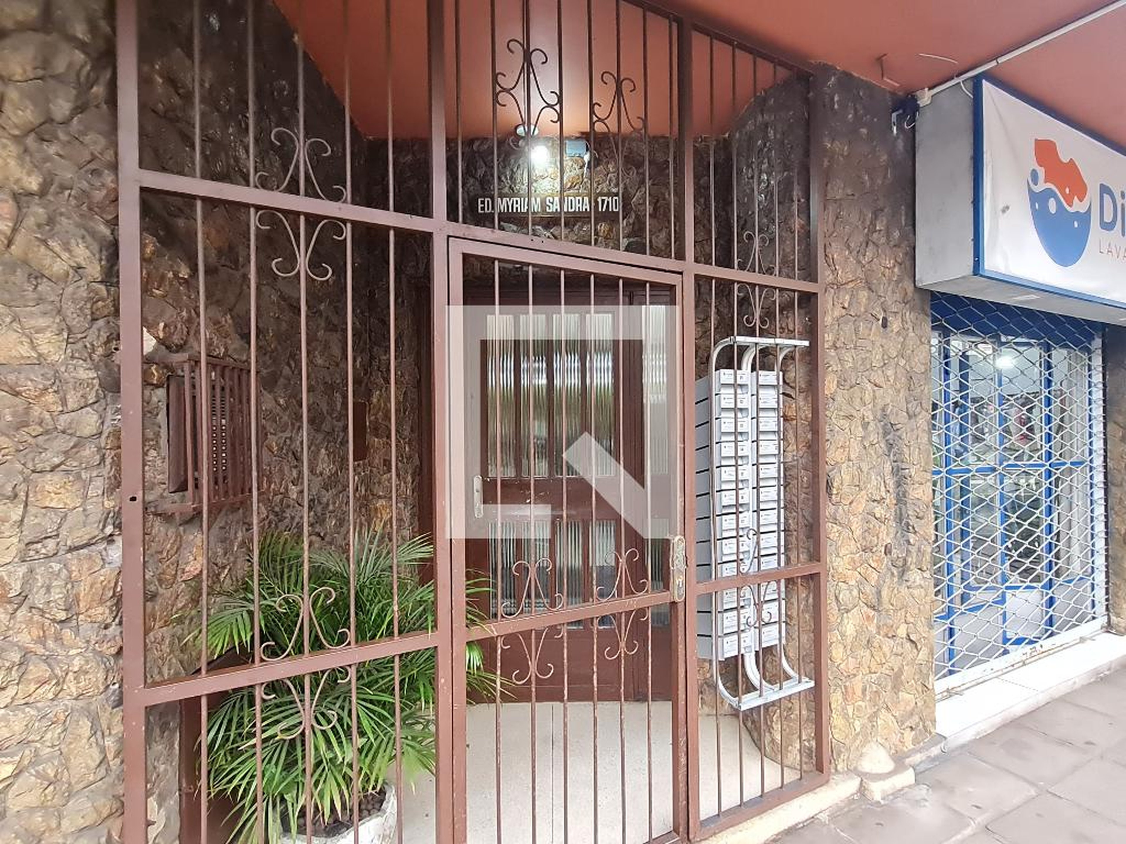 Fachada do Prédio Edifício Myrian Sandra