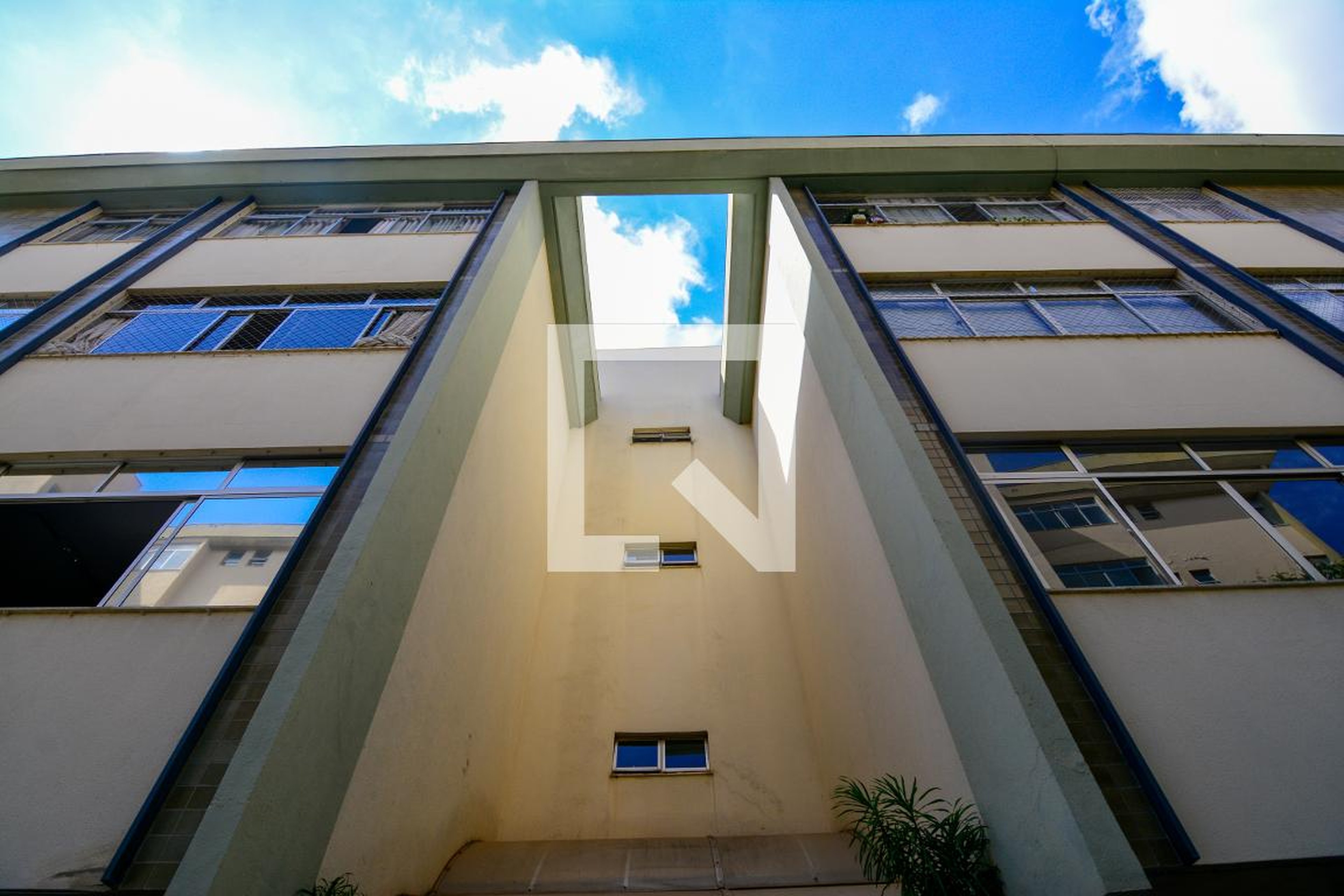 Fachada Condomínio em Rua Raimundo Pereira Lima, 50