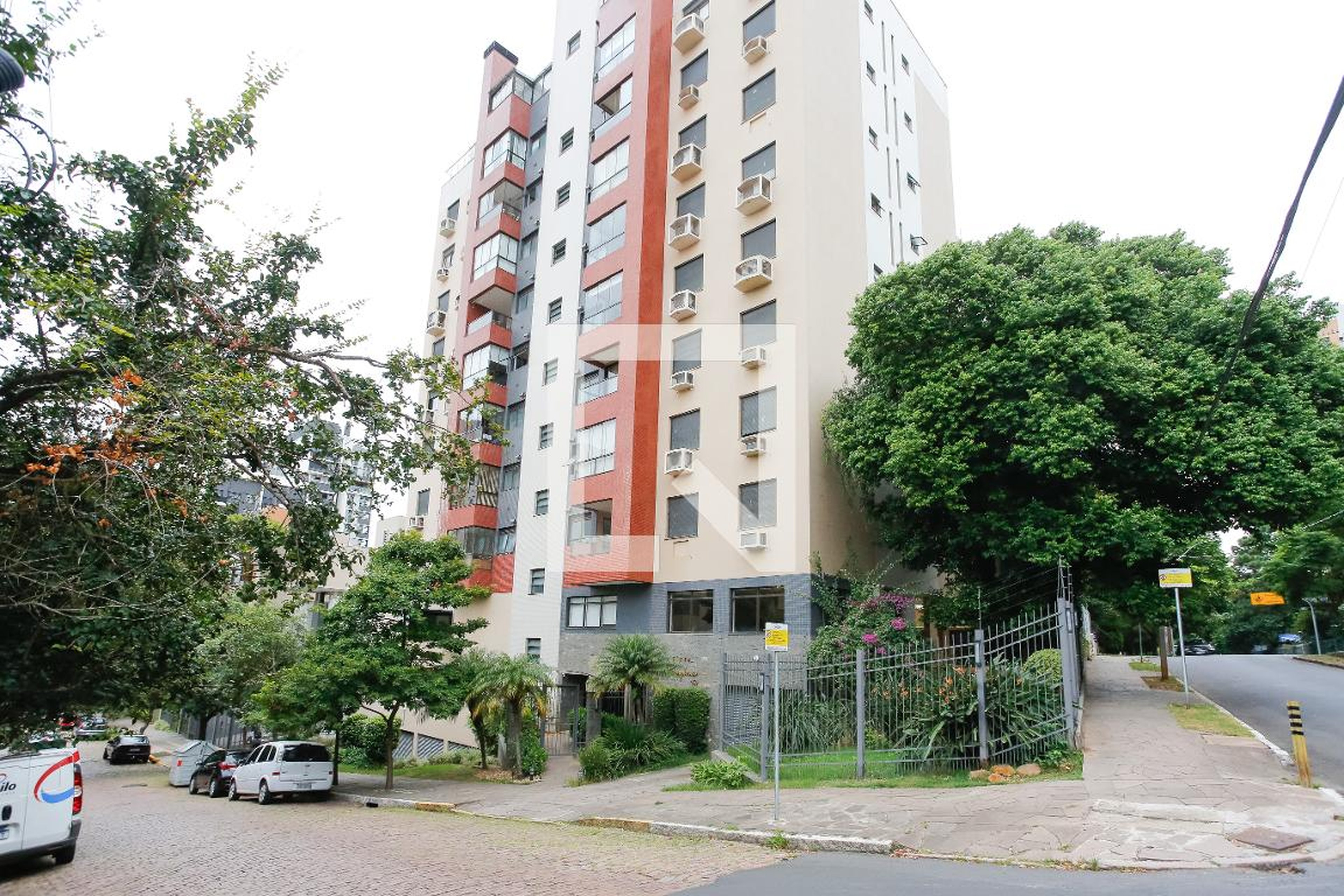 Fachada do Prédio Condomínio em Rua Professor Duplan, 154