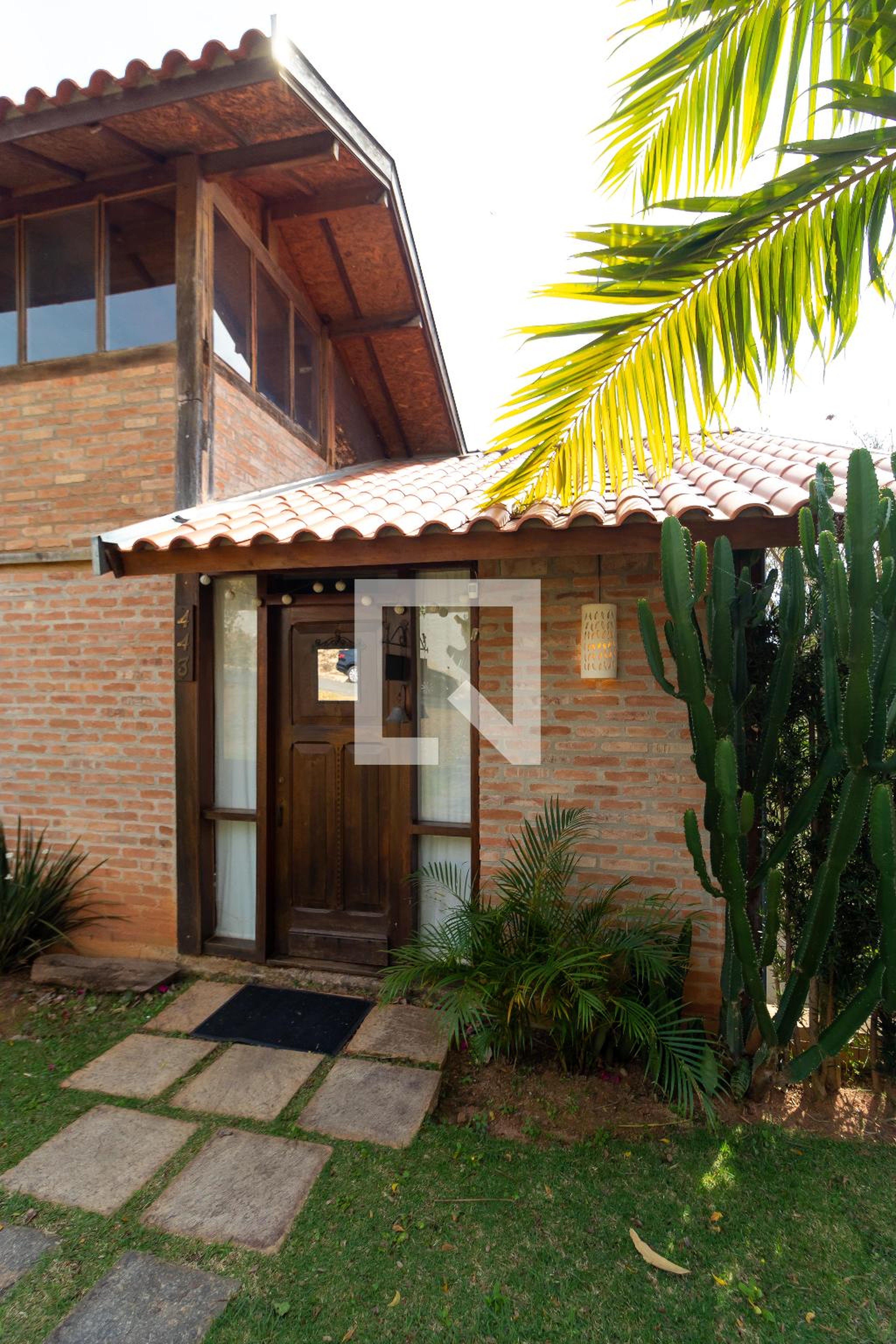 Fachada Condomínio em Rua Américo Ferreira de Camargo Filho, 443