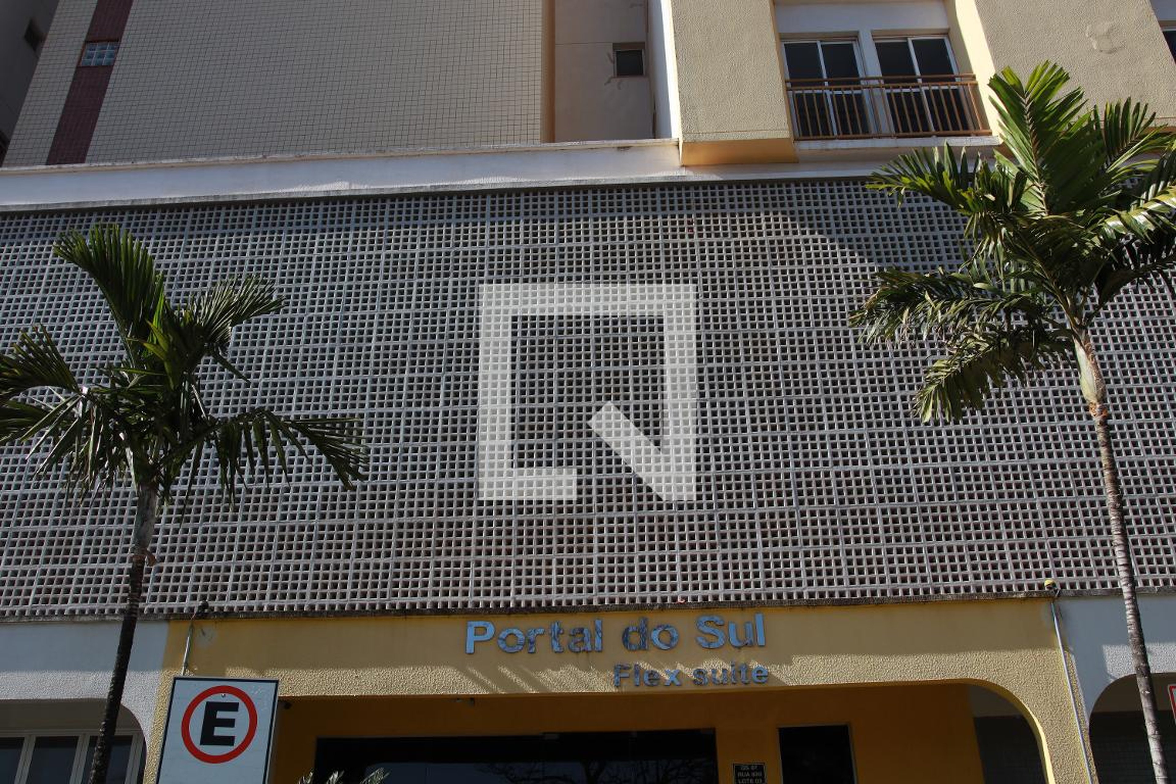 Fachada Edifício Portal do Sul
