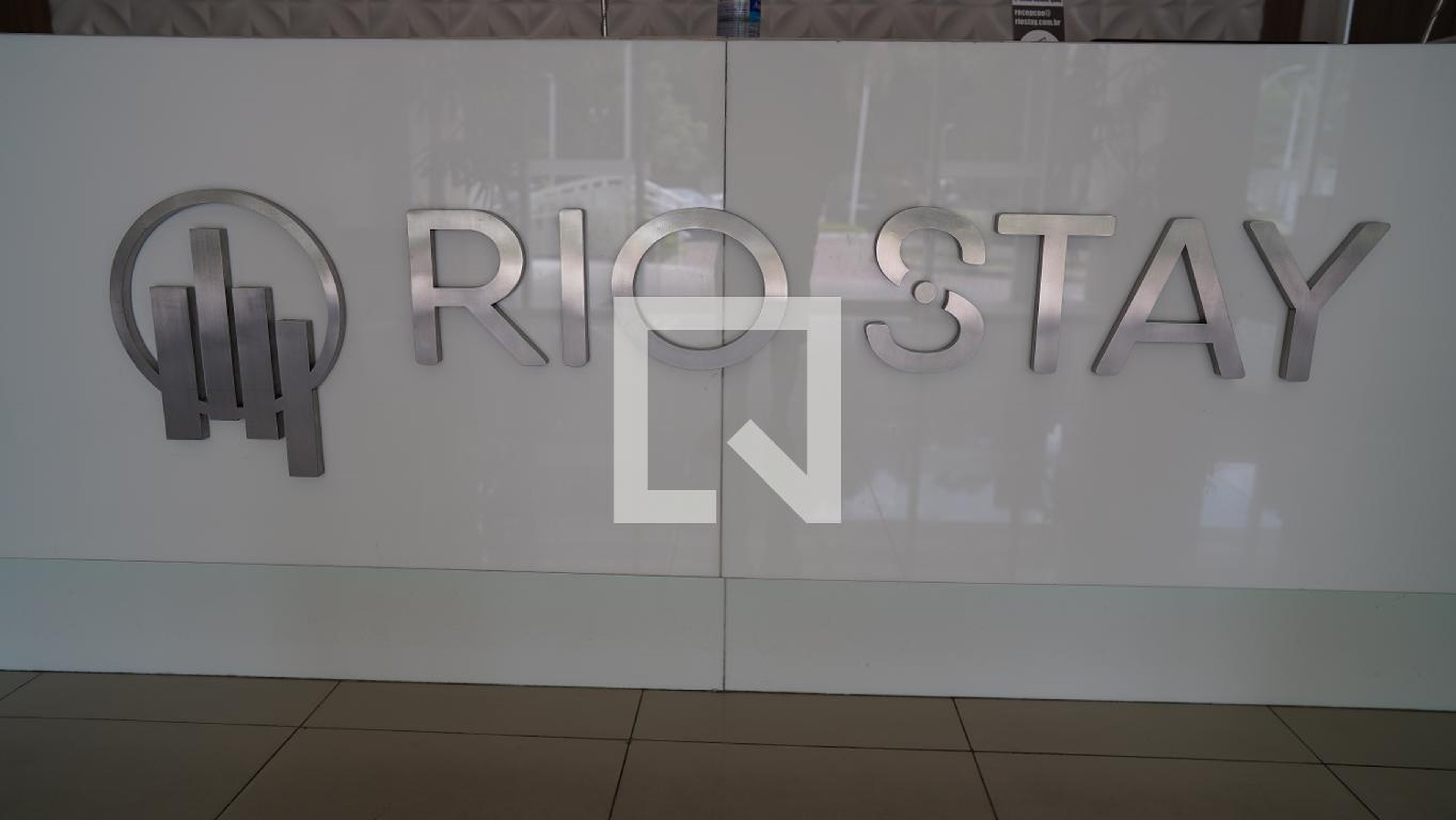 Fachada do Prédio Condomínio Stayinrio  Diárias e Locações