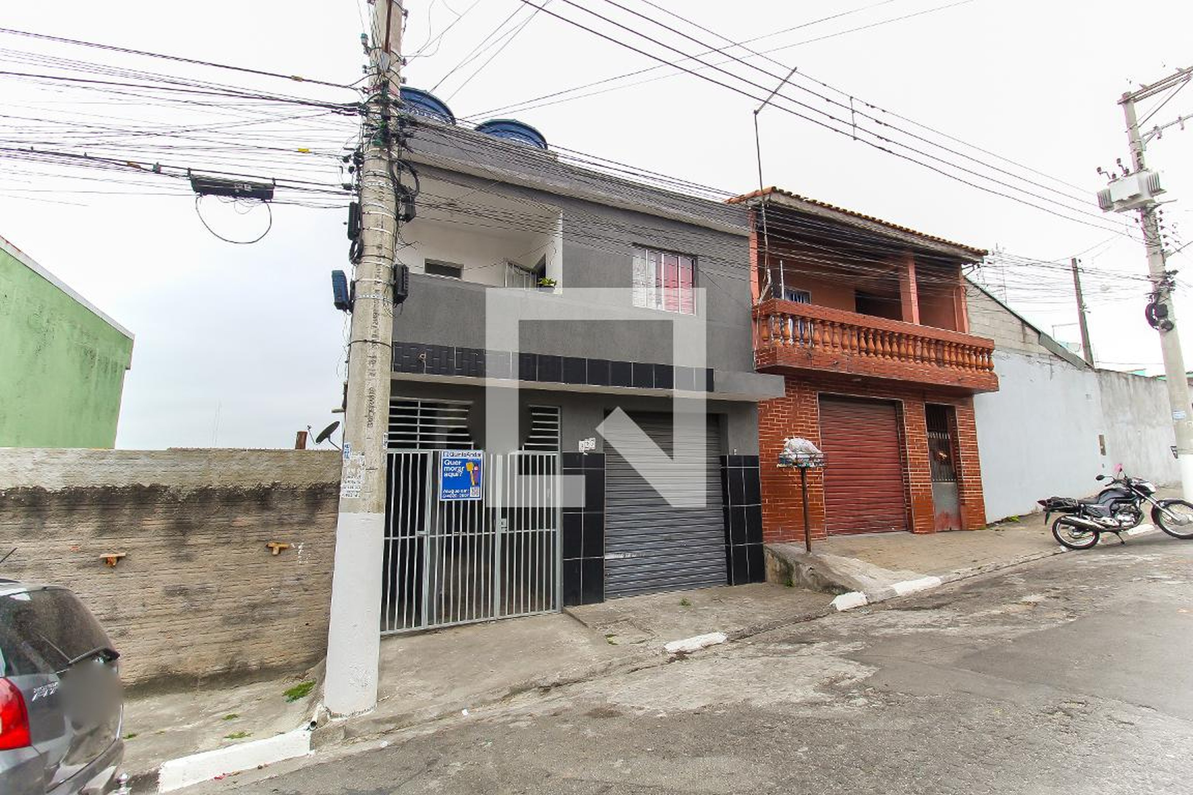 Fachada Condomínio em Rua Itália, 327