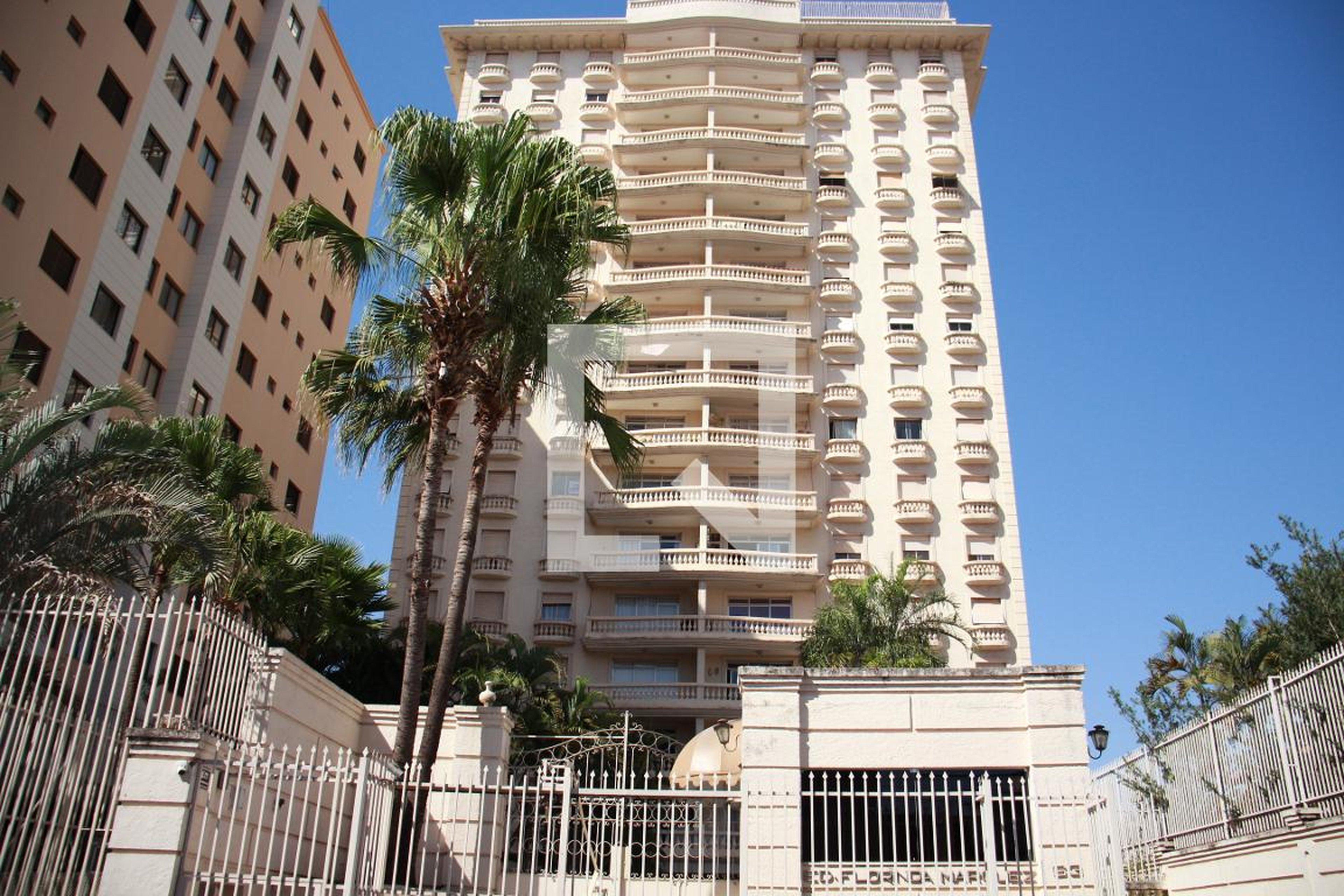 Fachada Edifício Florinda Santos Marquez