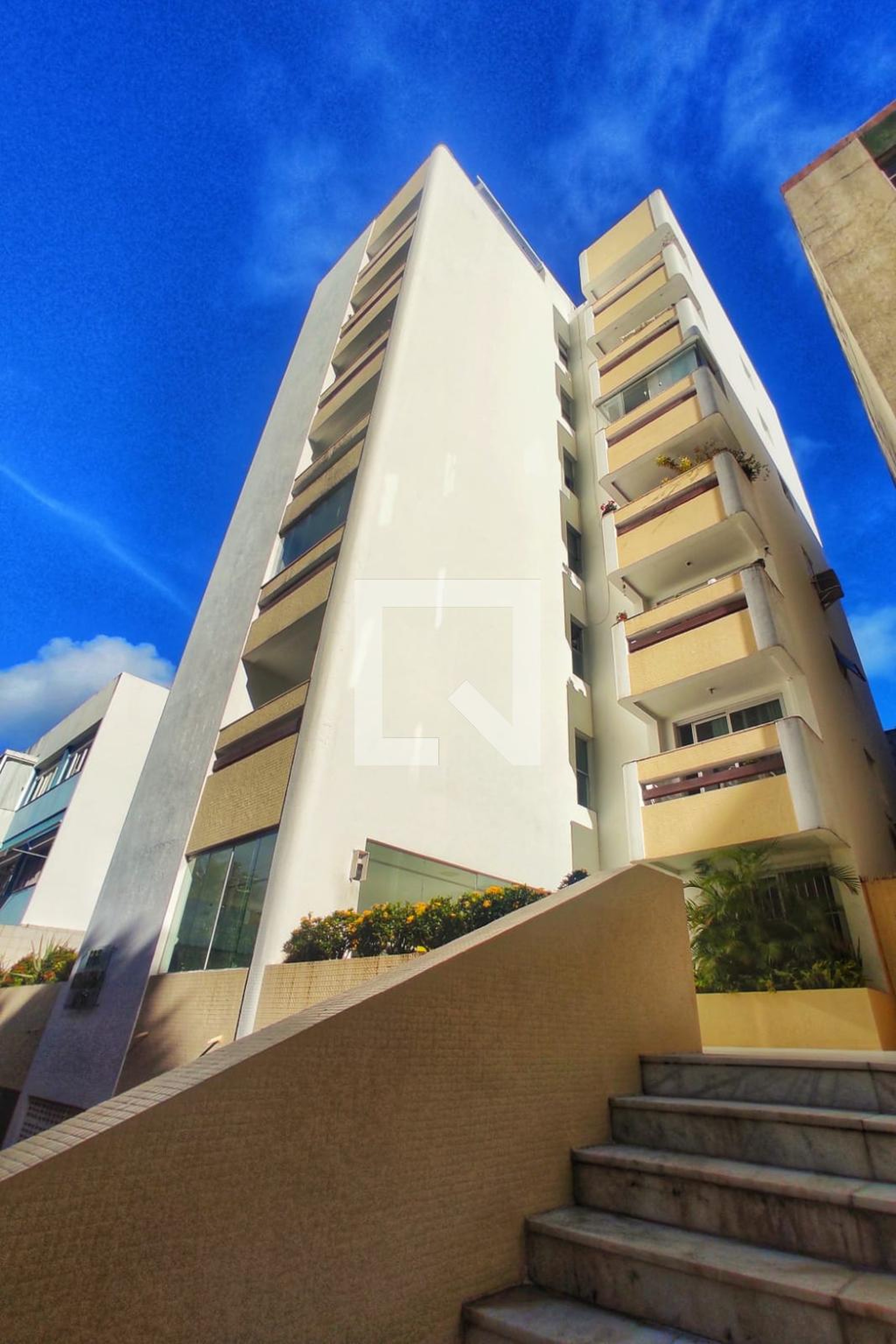 Fachada do Prédio Condomínio em Rua Presidente Kennedy, 84