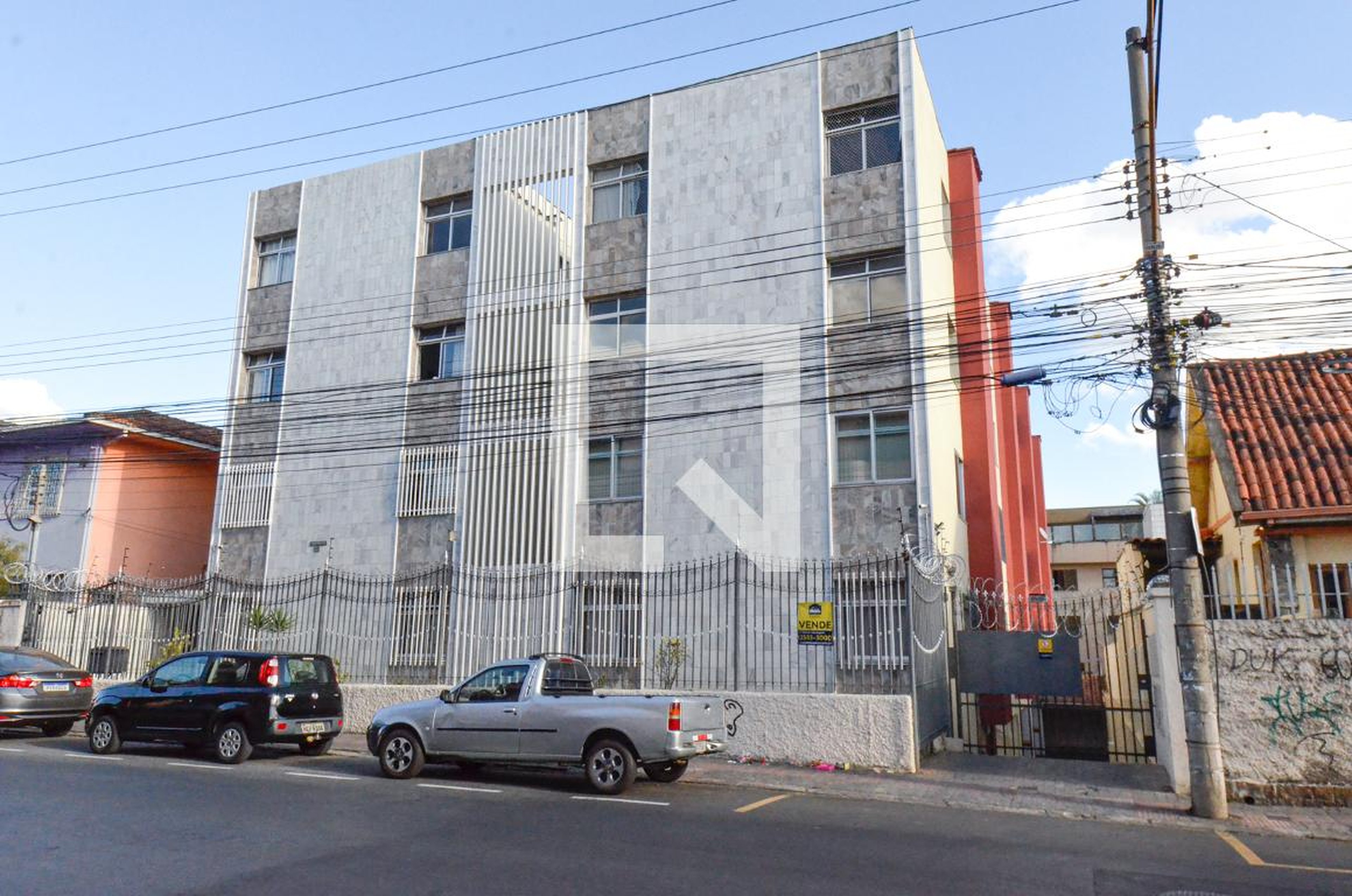 Fachada do Predio Condomínio em Rua Pouso Alegre, 770