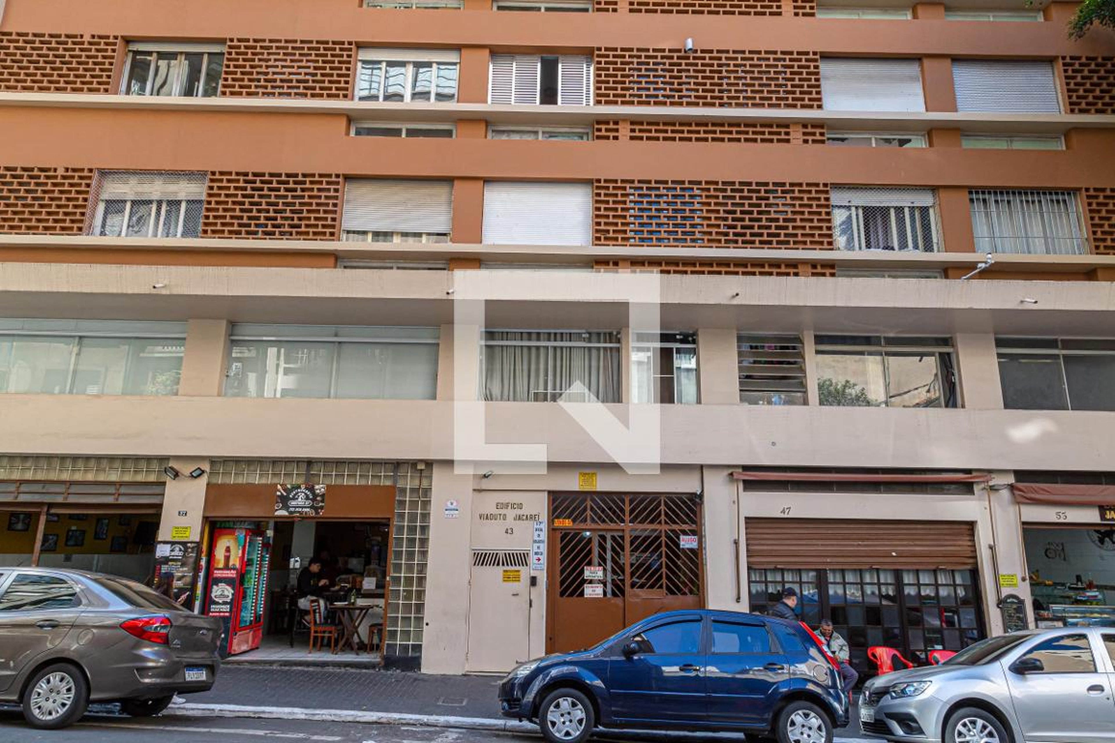 Fachada do Prédio Edifício Viaduto Jacarei