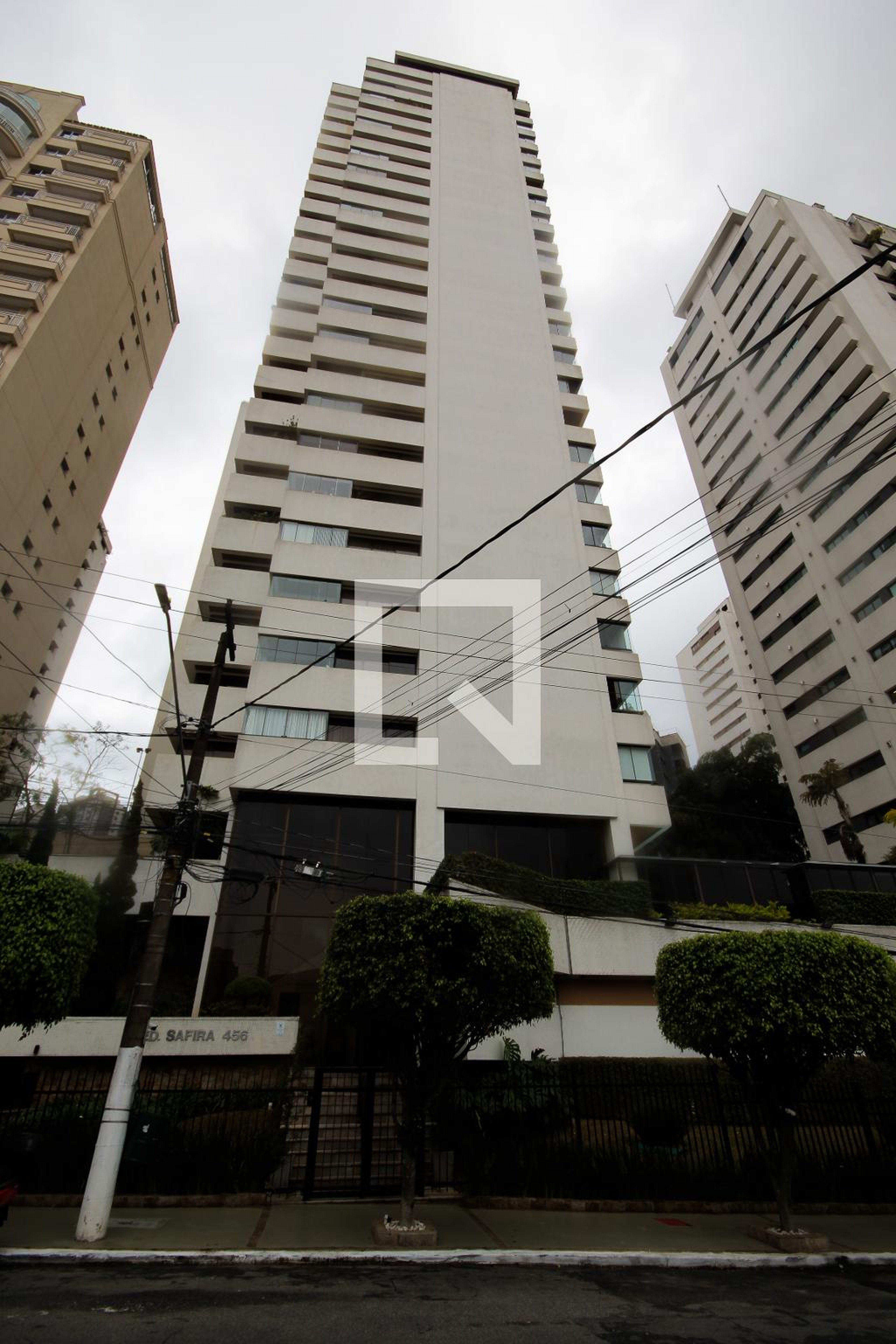 Fachada do Prédio Condomínio Safira