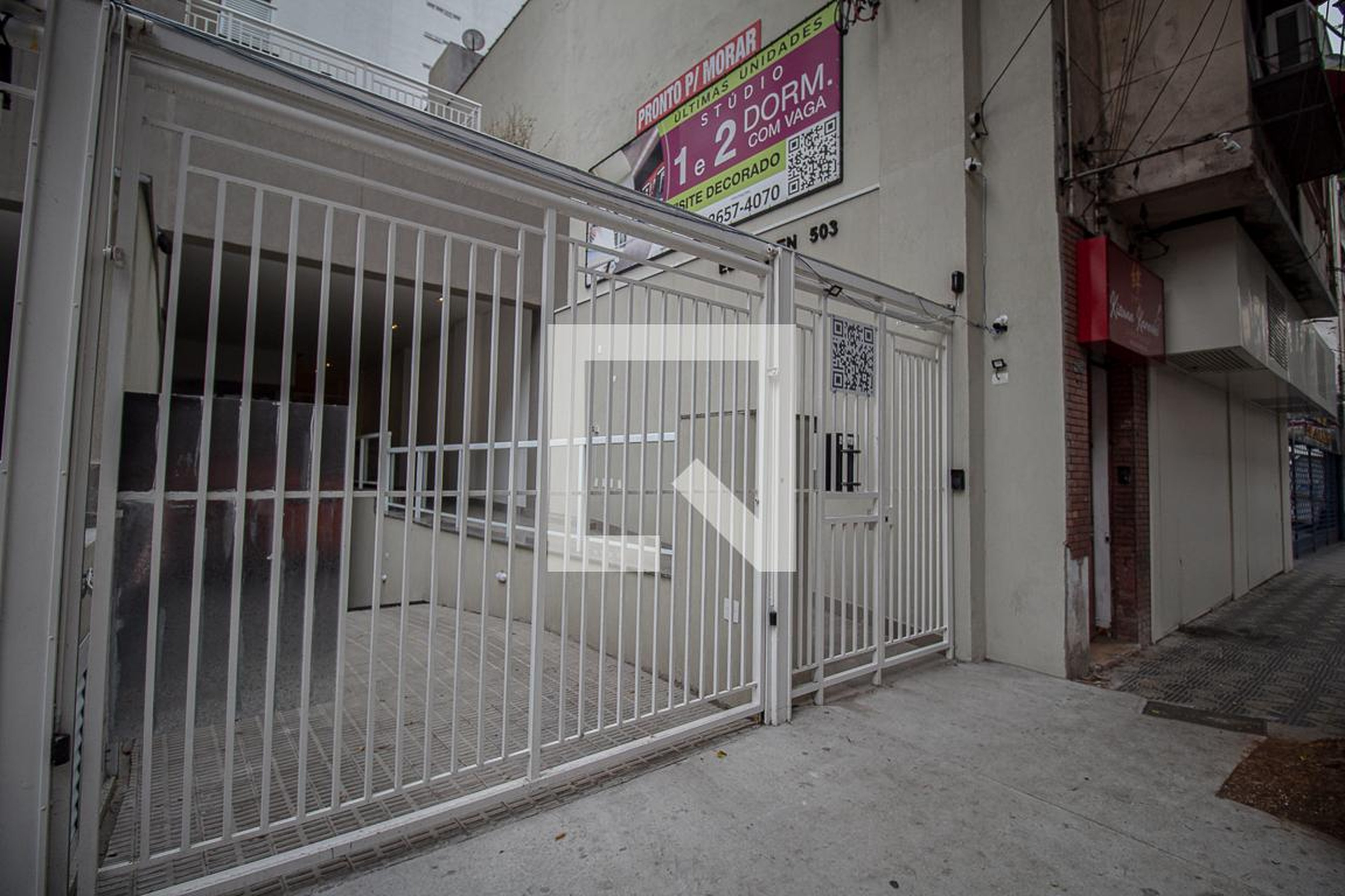 Fachada Condomínio em Rua da Glória, 503