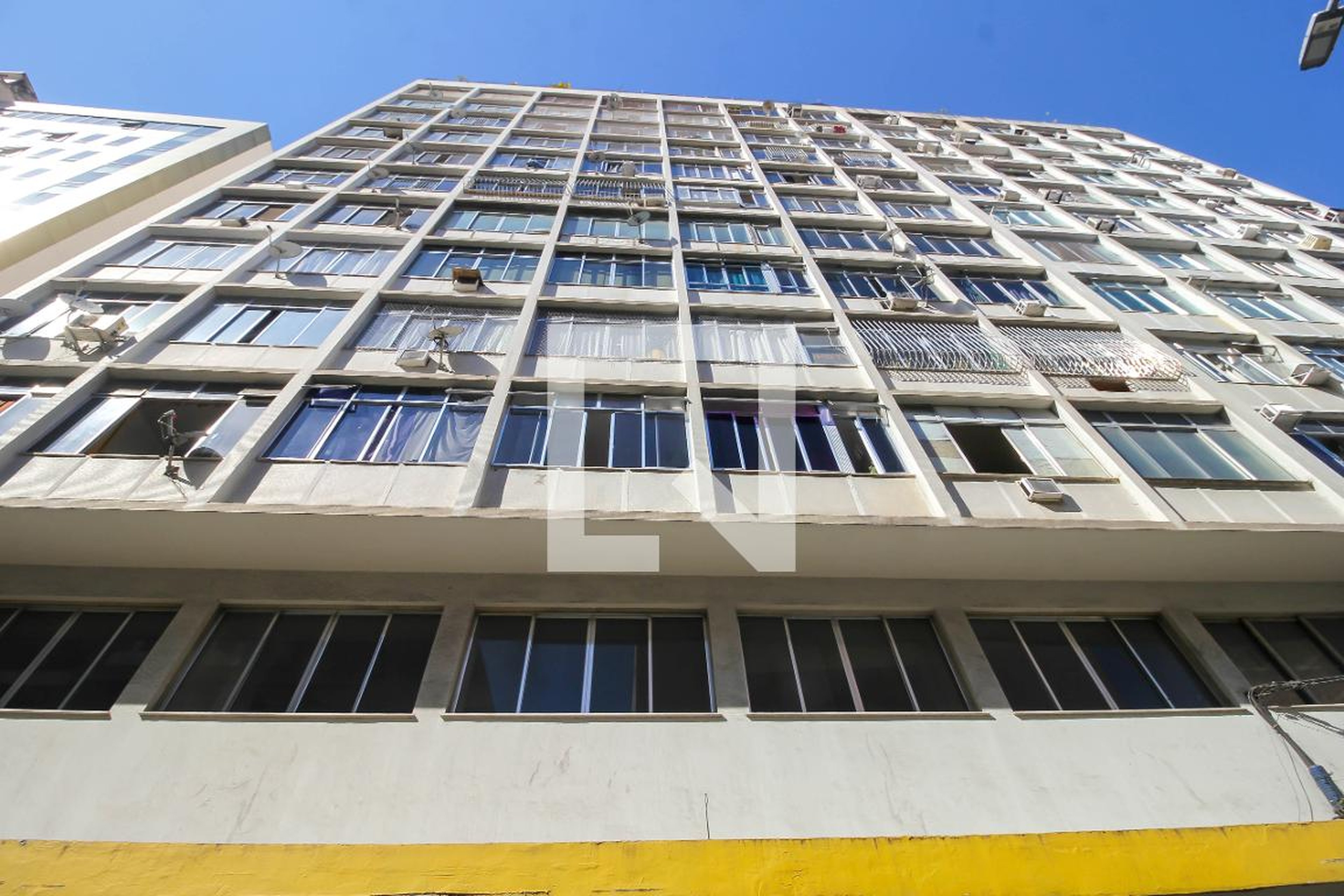 Fachada do Prédio Condomínio Solimarwal Refrigeração