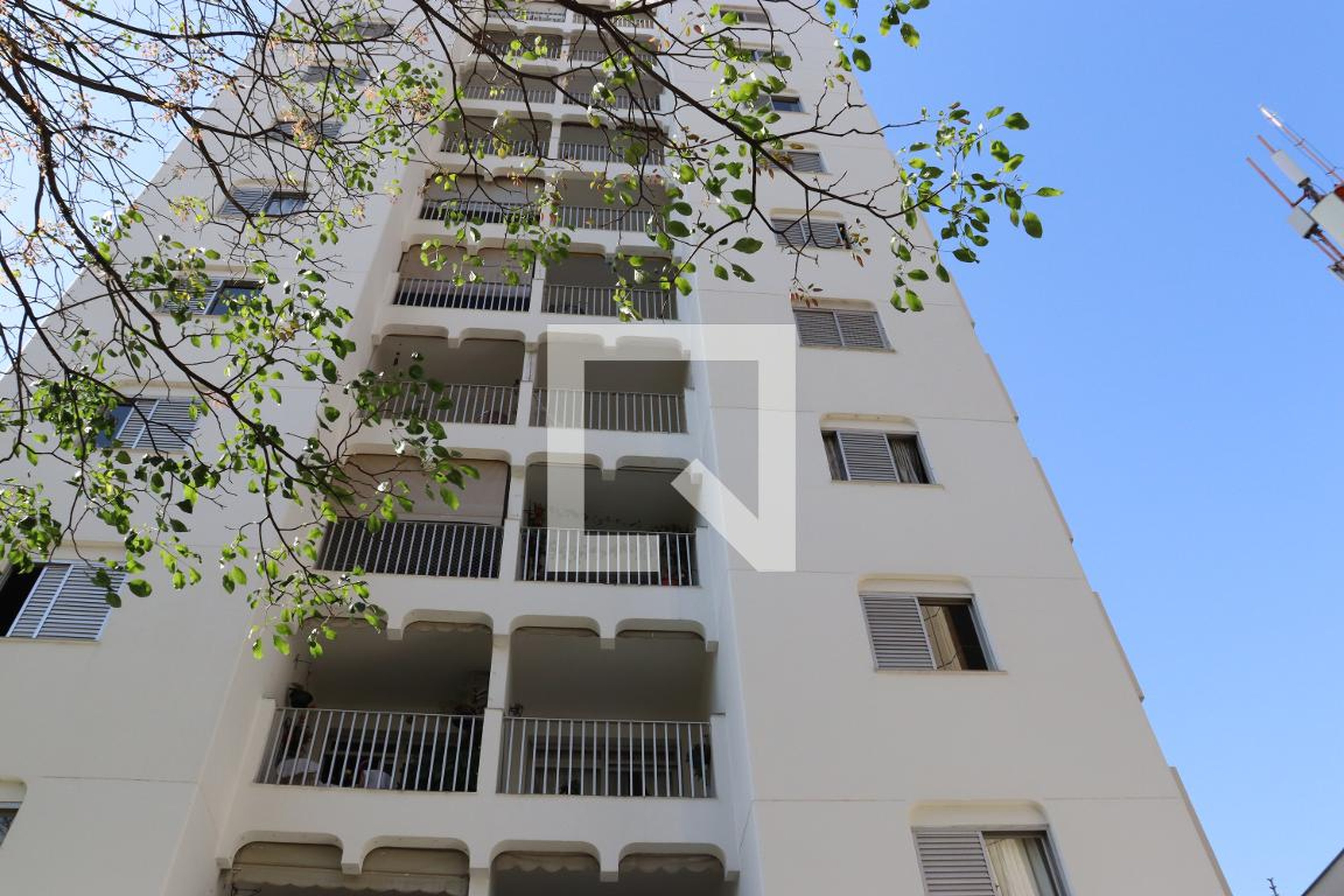 Fachada do Prédio Condomínio em Rua Engenheiro Saturnino de Brito, 192