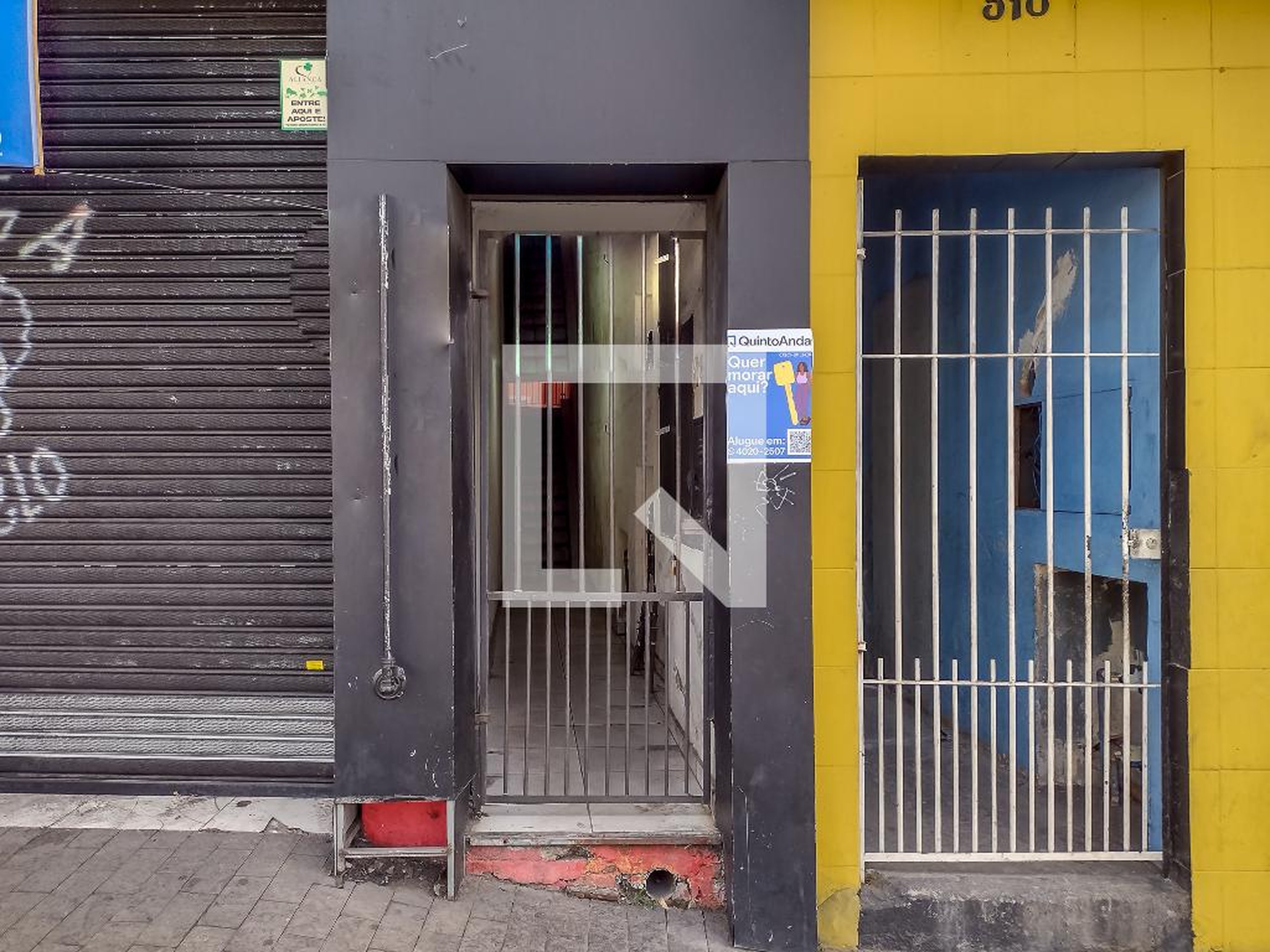 Fachada Condomínio em Avenida Professor Castro Júnior, 320