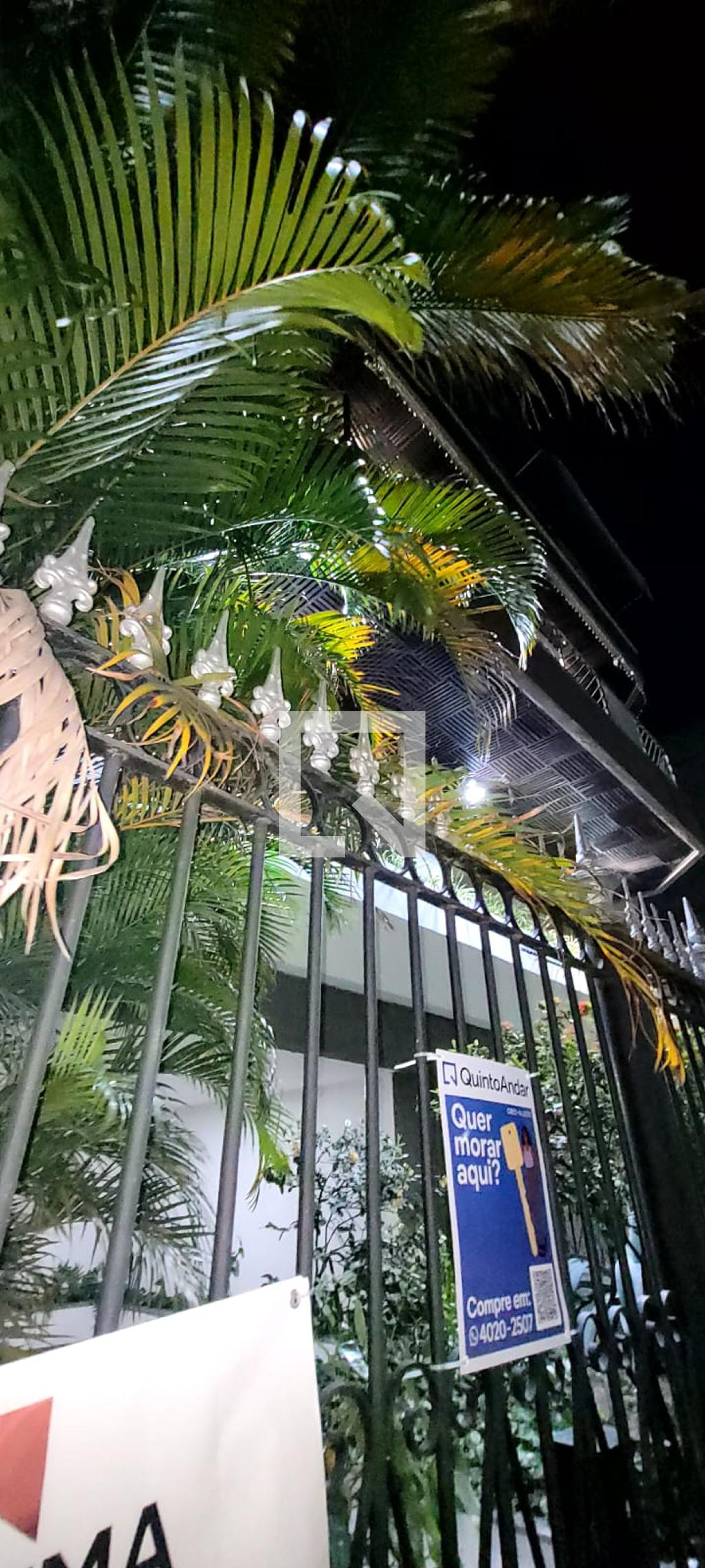 Fachada Condomínio em Rua Engenheiro Coriolano Góes, 101