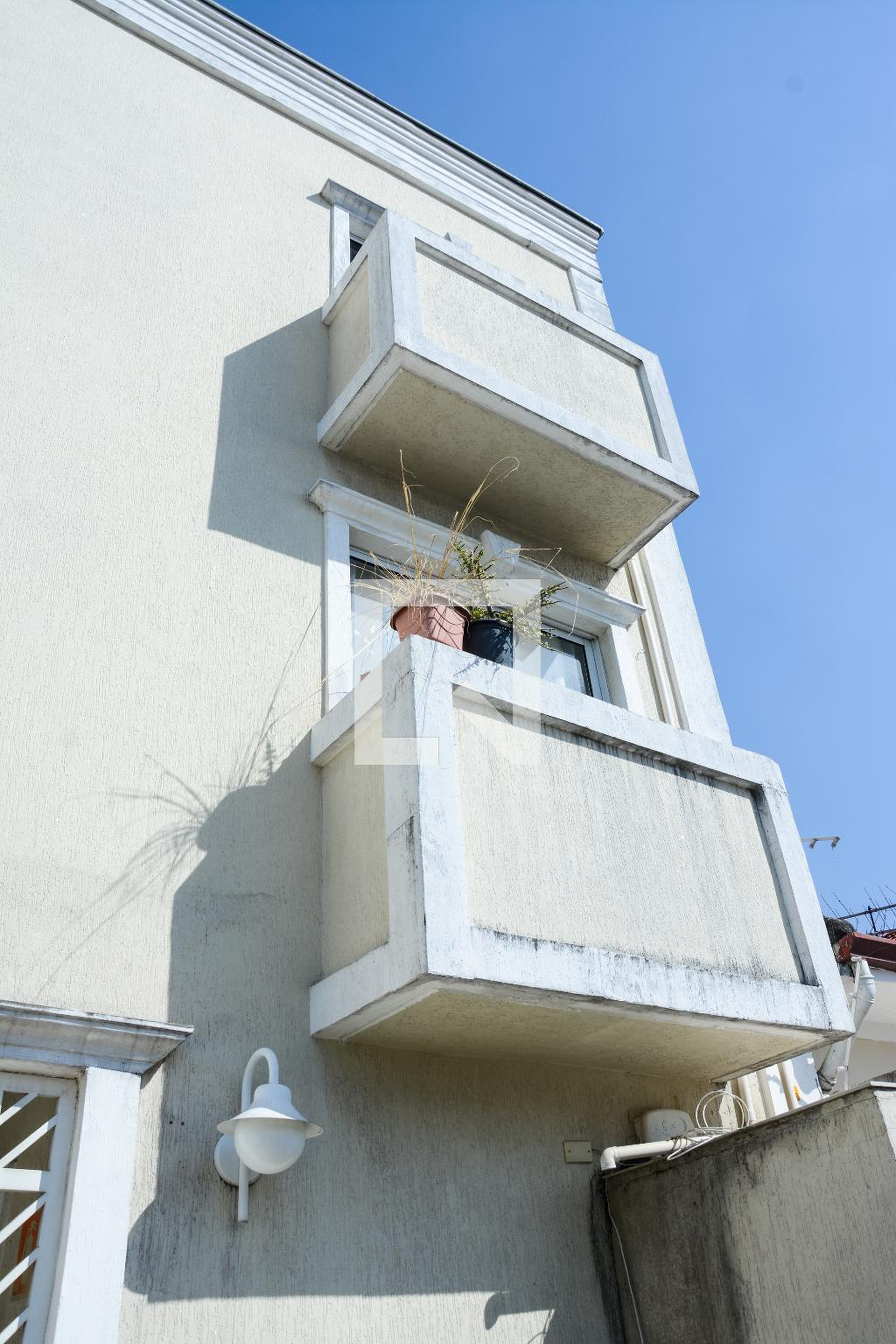Fachada Condomínio em Rua Doutor Moacir Trancoso, 90