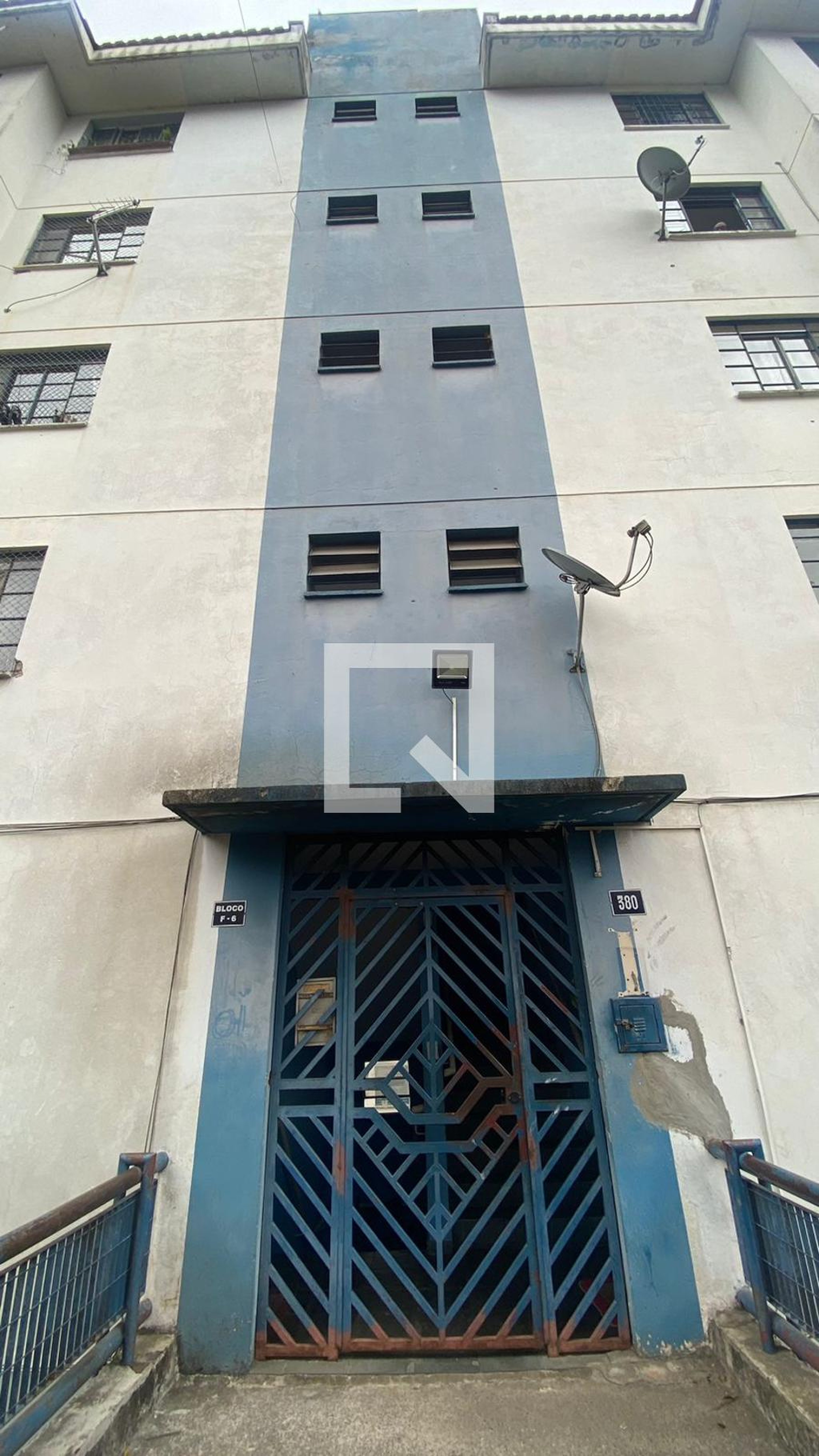 Fachada Condomínio em Avenida Almirante Delamare, 380