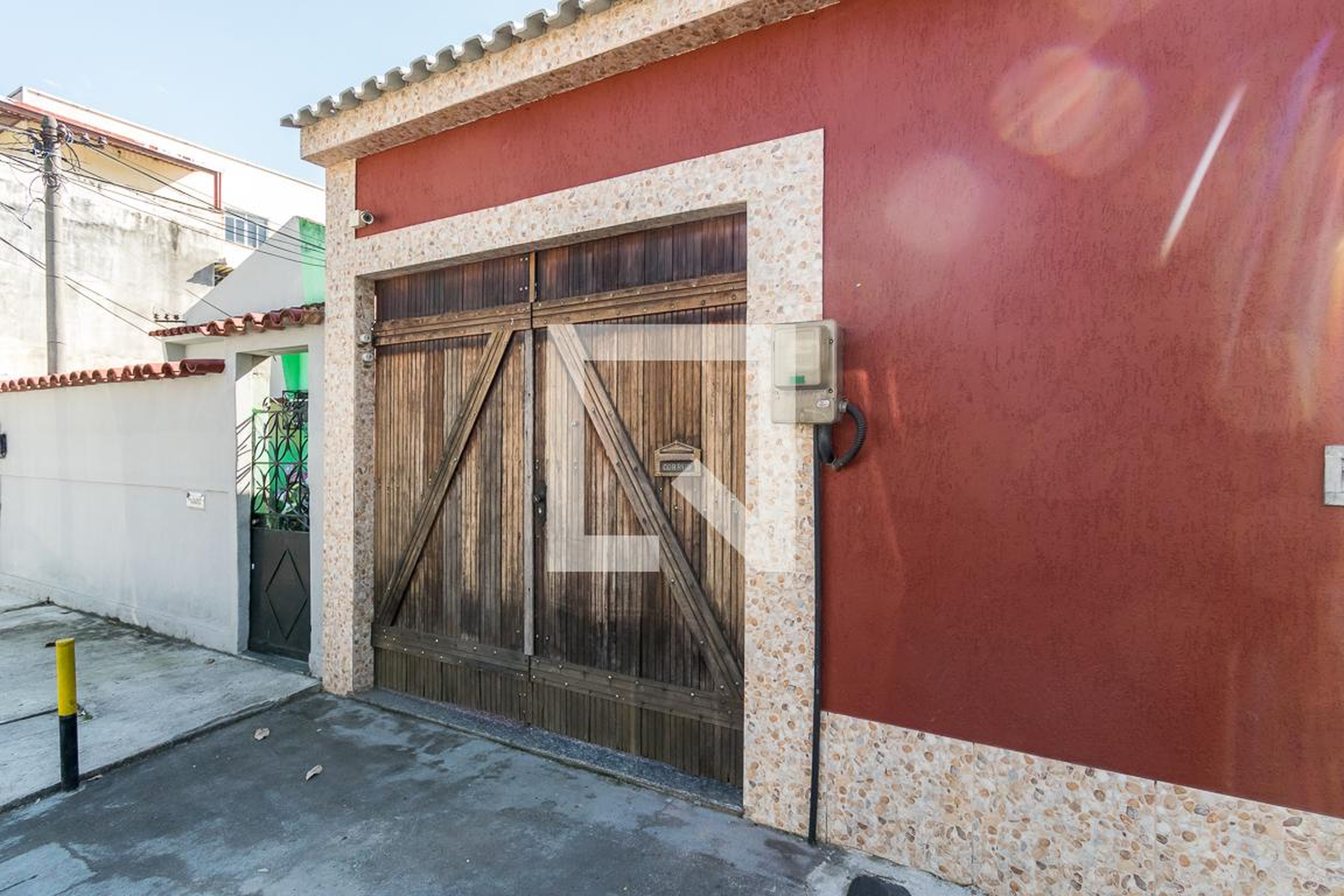 Fachada Condomínio em Rua Atílio Parim, 321