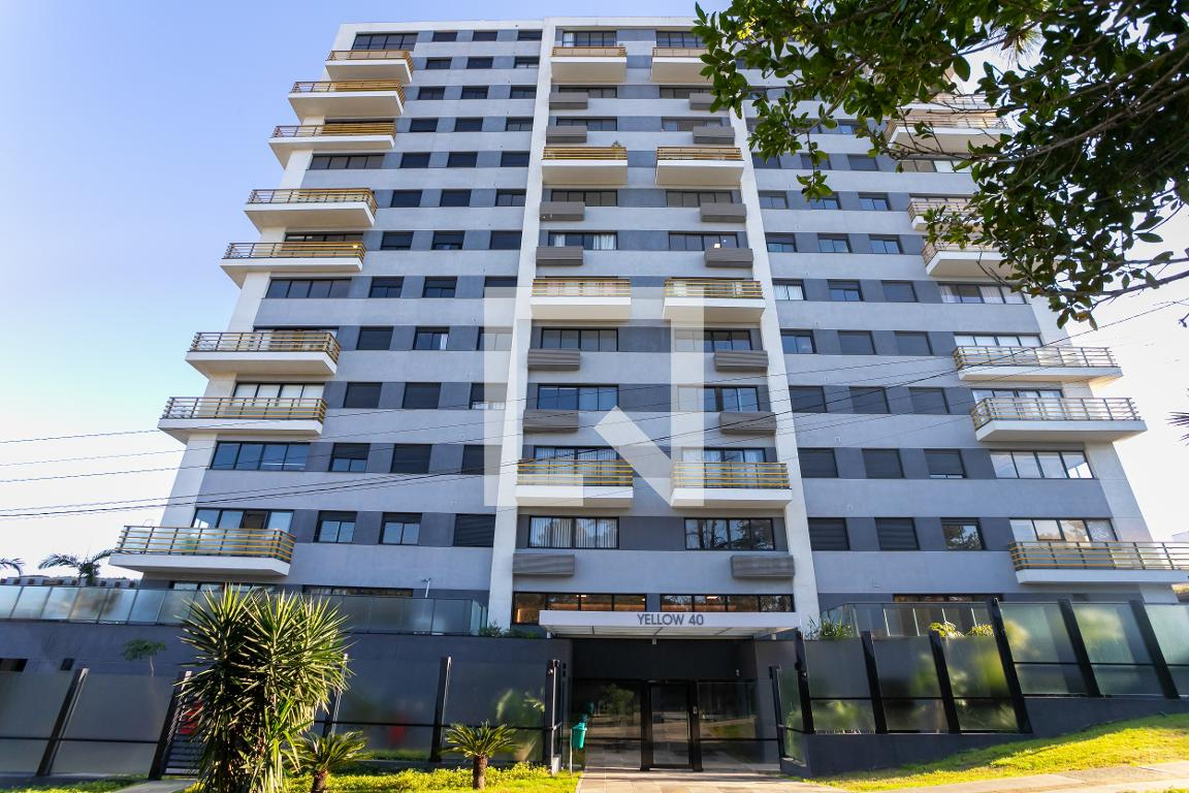 Fachada do Prédio Condomínio Yellow Residence