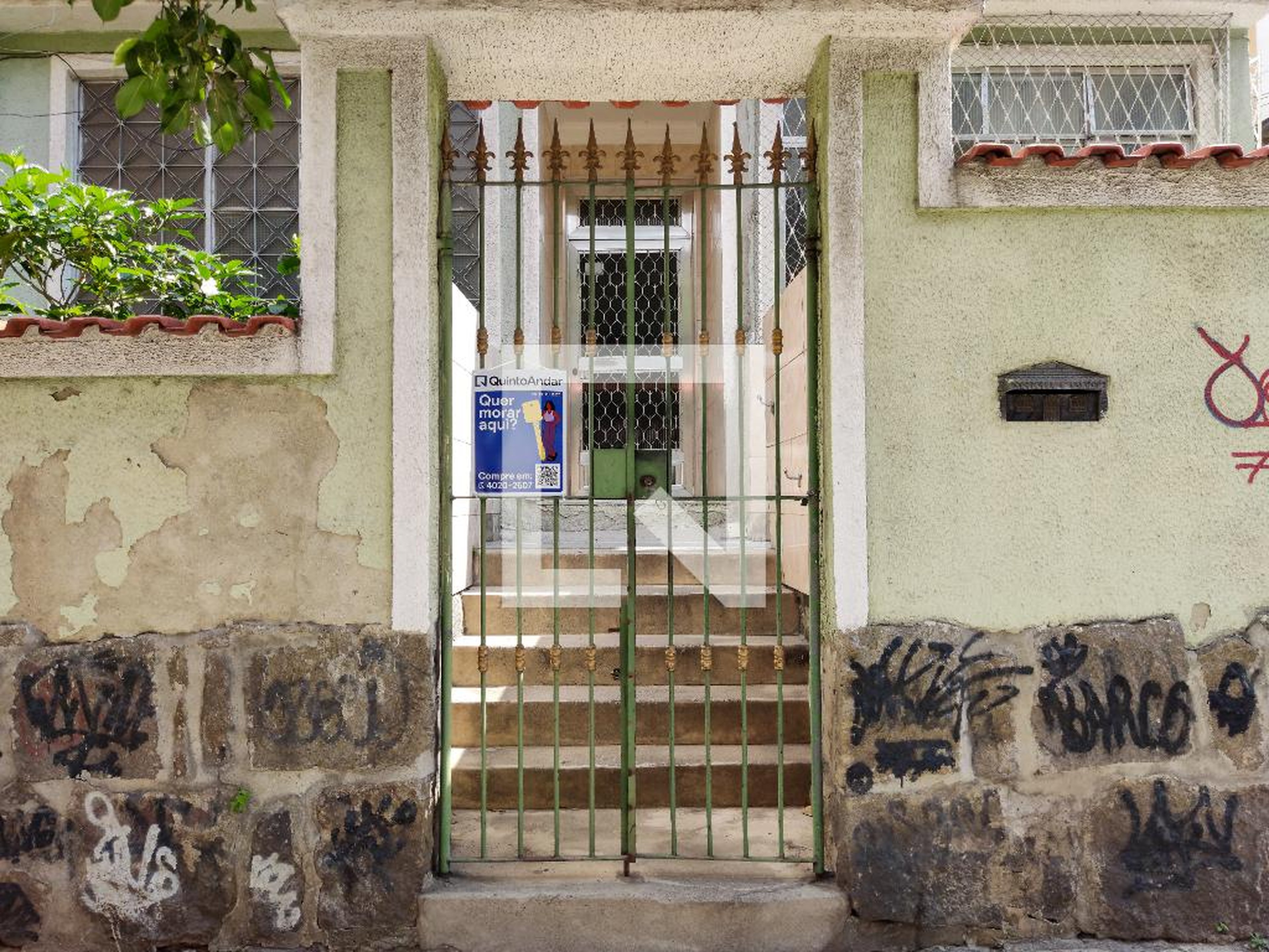 Fachada do Prédio Condomínio em Rua Coração de Maria, 61