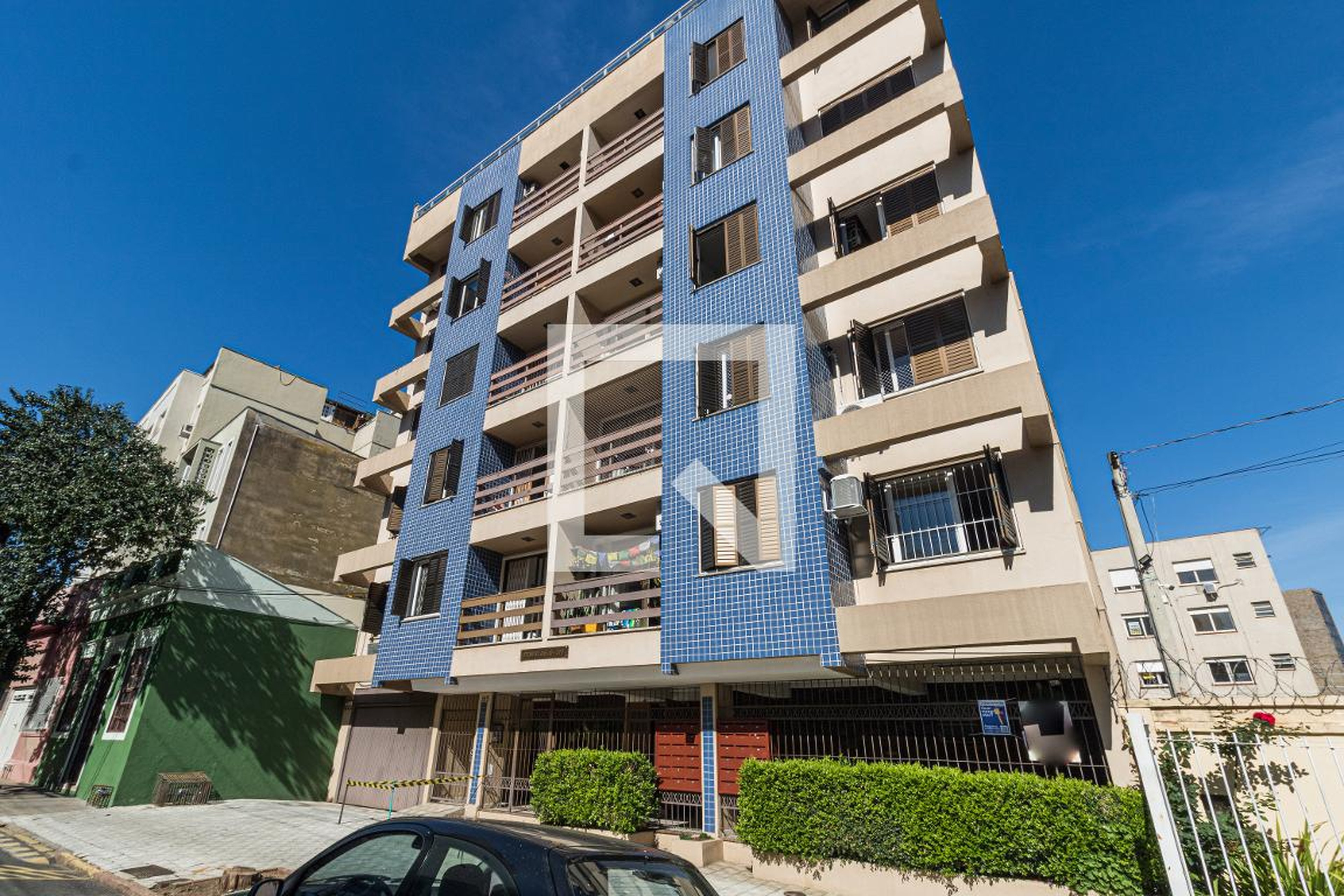 Fachada do Prédio Condomínio em Rua Demétrio Ribeiro, 215