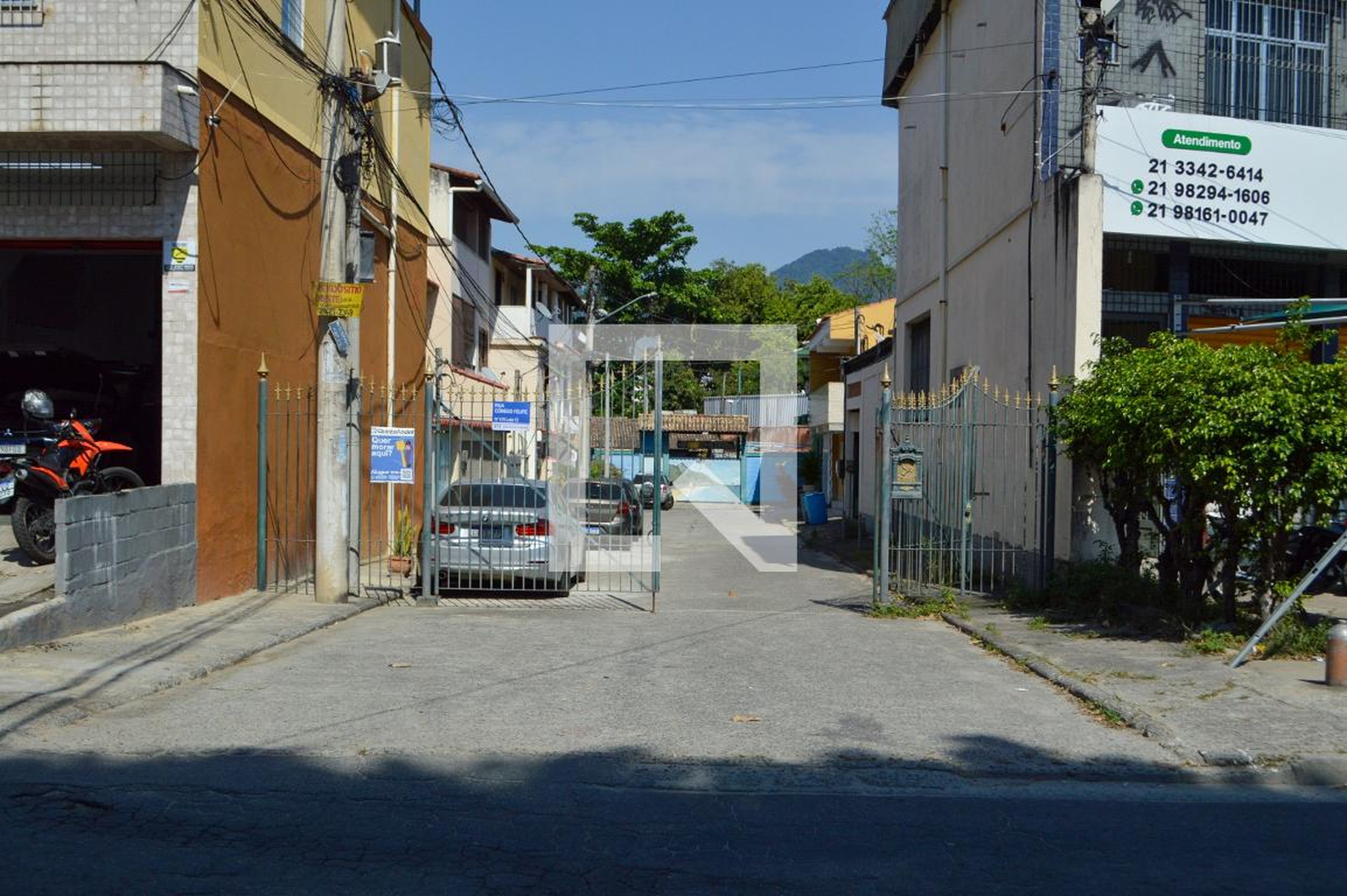 Fachada Condomínio em Rua Cônego Felipe, 975