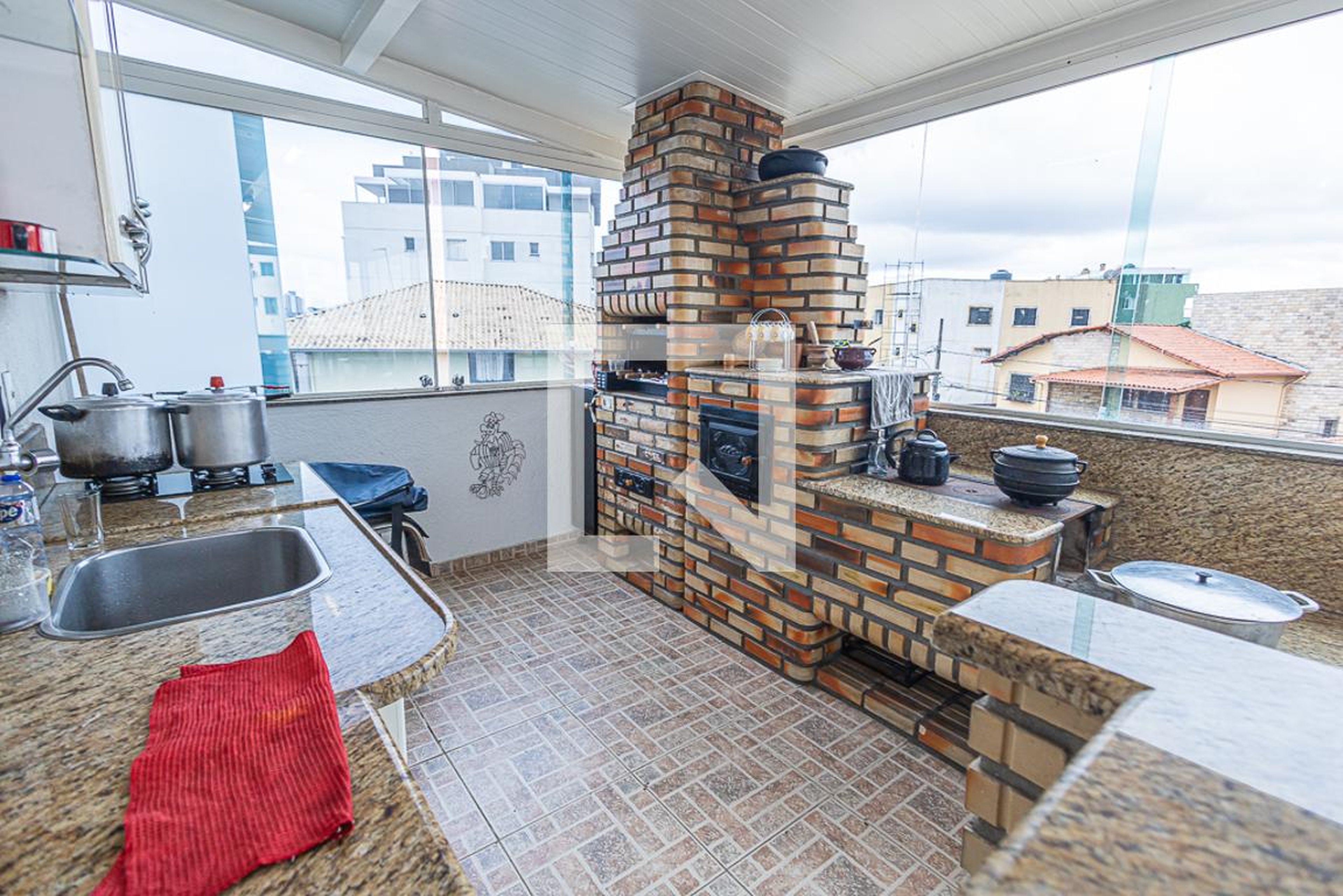 Espaço gourmet Condomínio em Rua Laura Brito Farias, 201