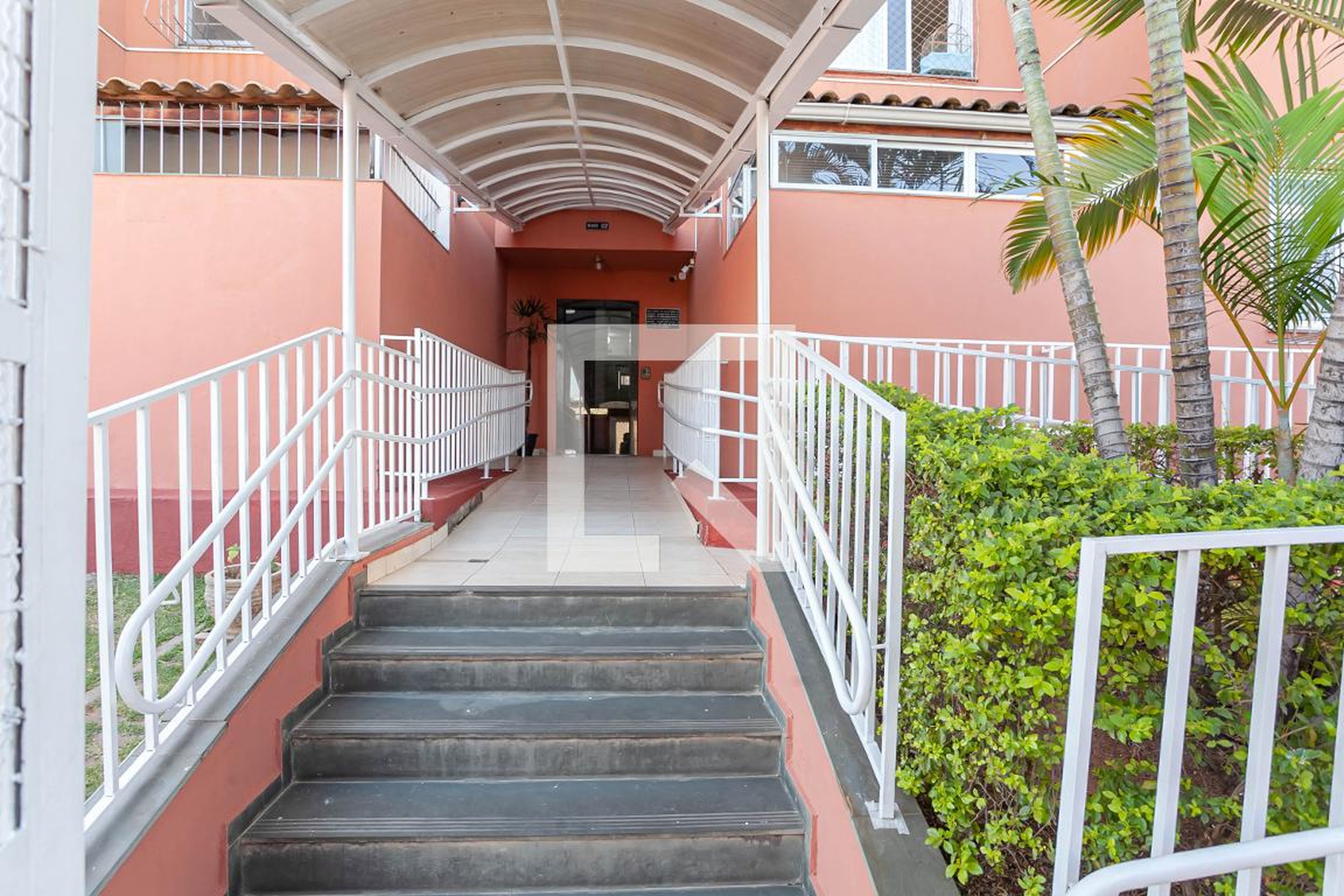 Entrada - Edifício Lyon