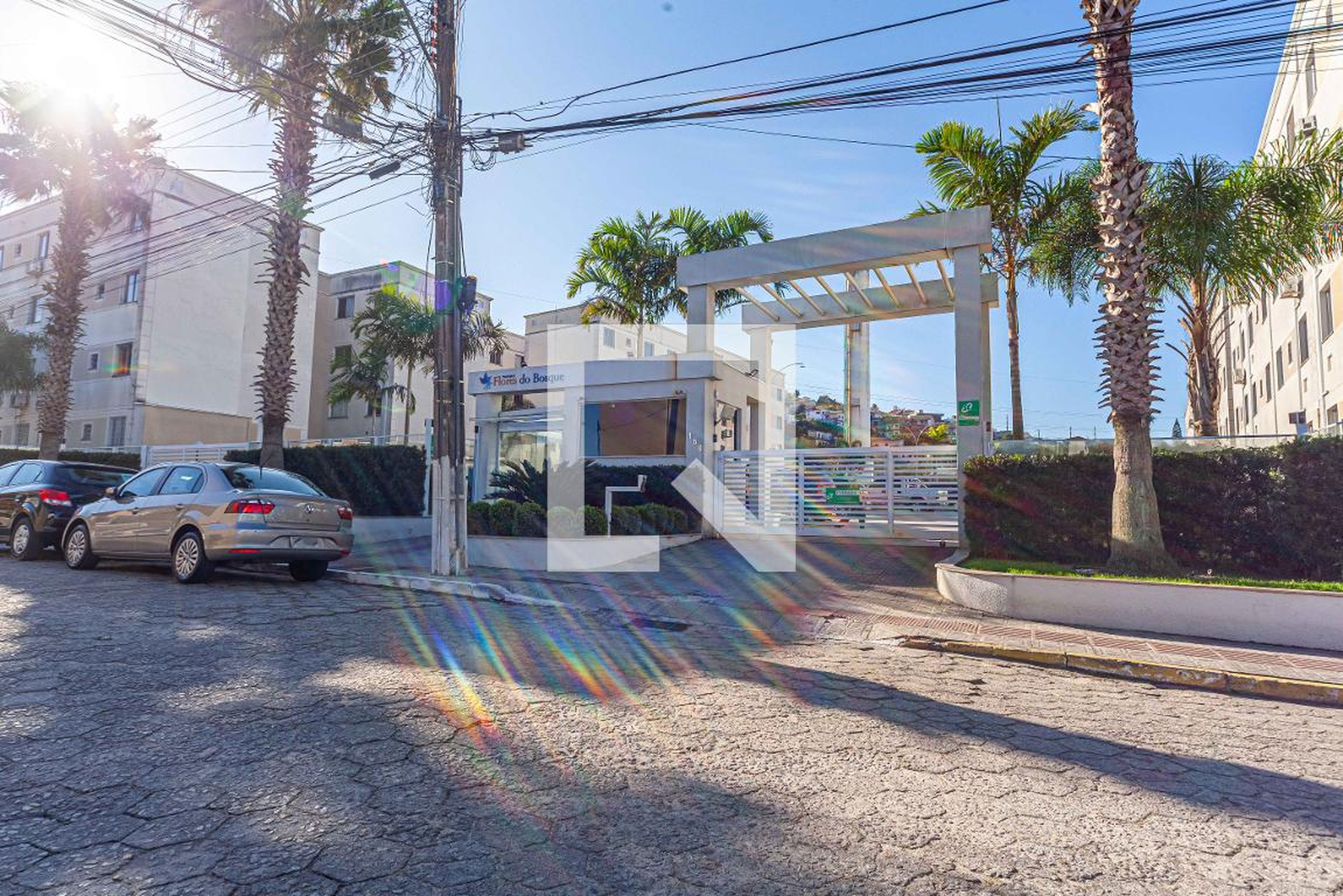 Fachada Condomínio Parque Flores do Bosque