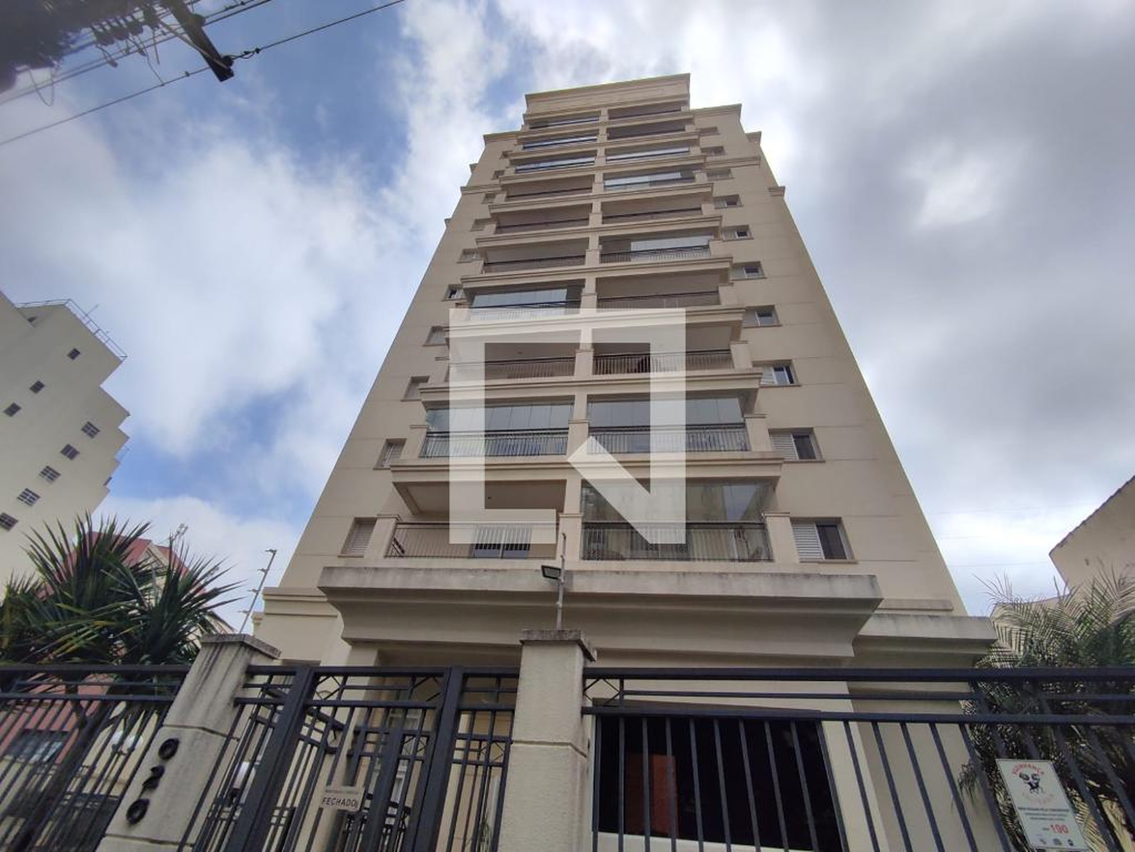 Fachada do Prédio Condomínio Marquês de Valença