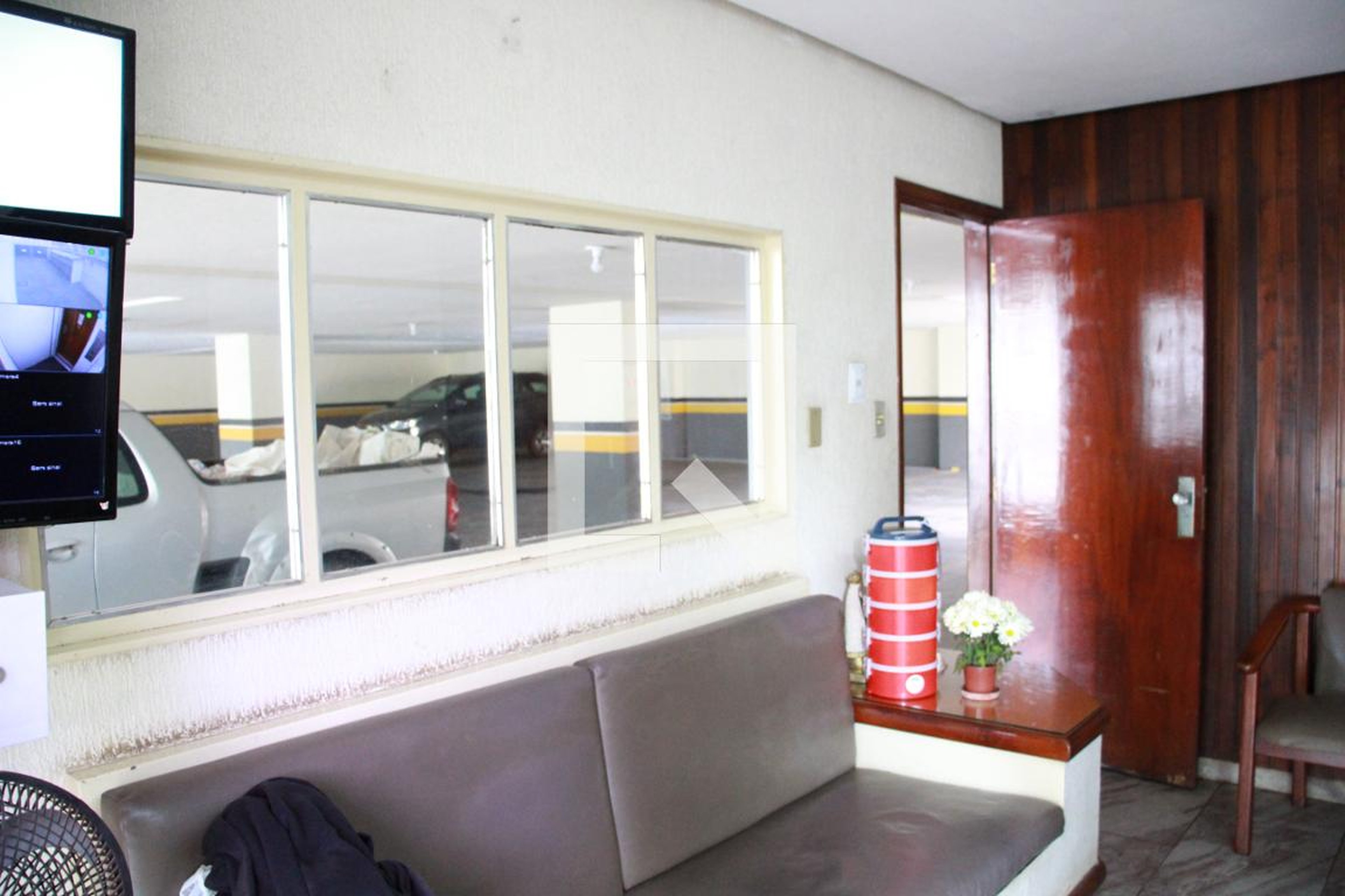 Hall de Entrada - Edifício Domingos de Freitas