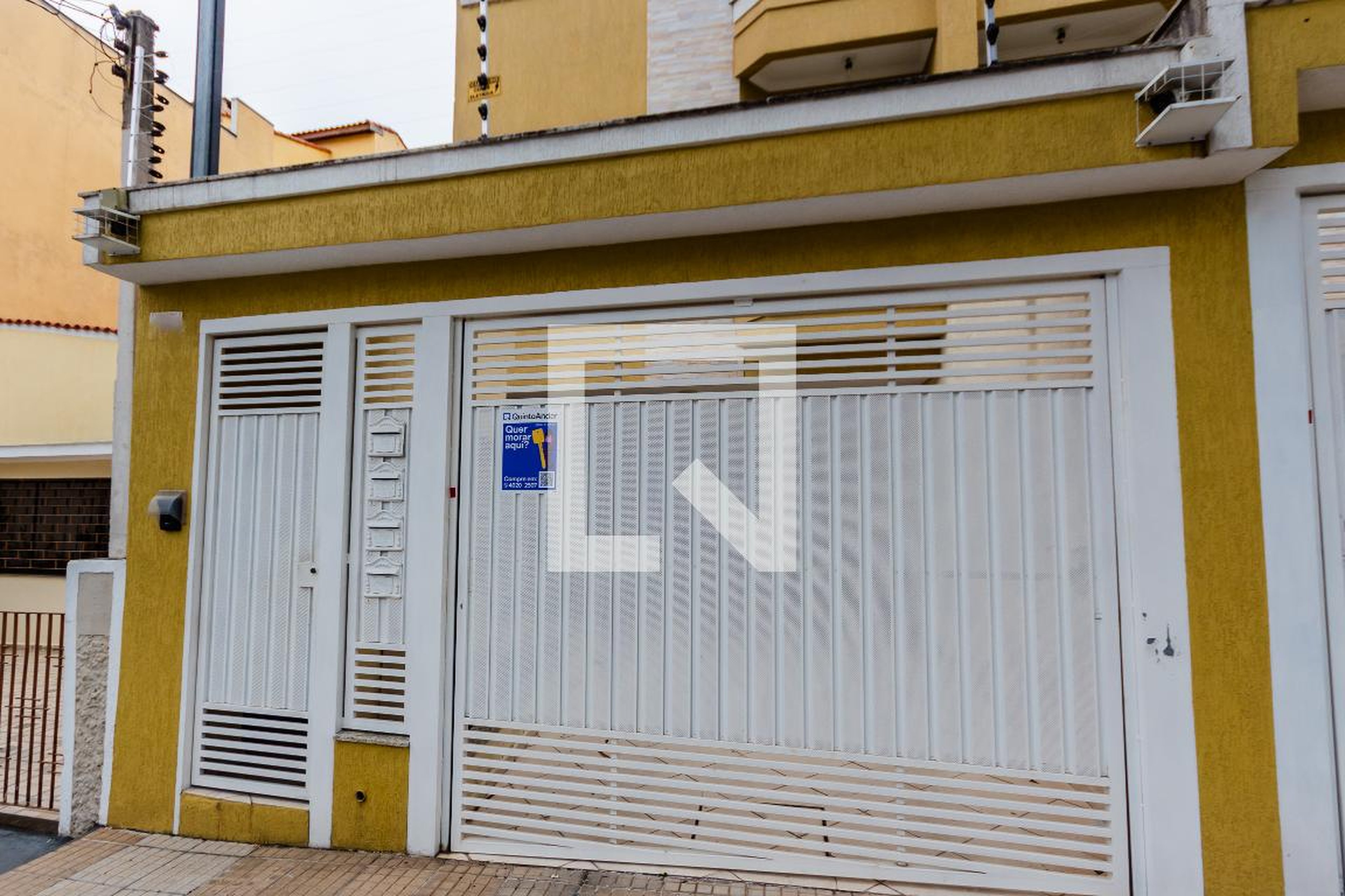 Fachada Condomínio em R. Alexandria, 99