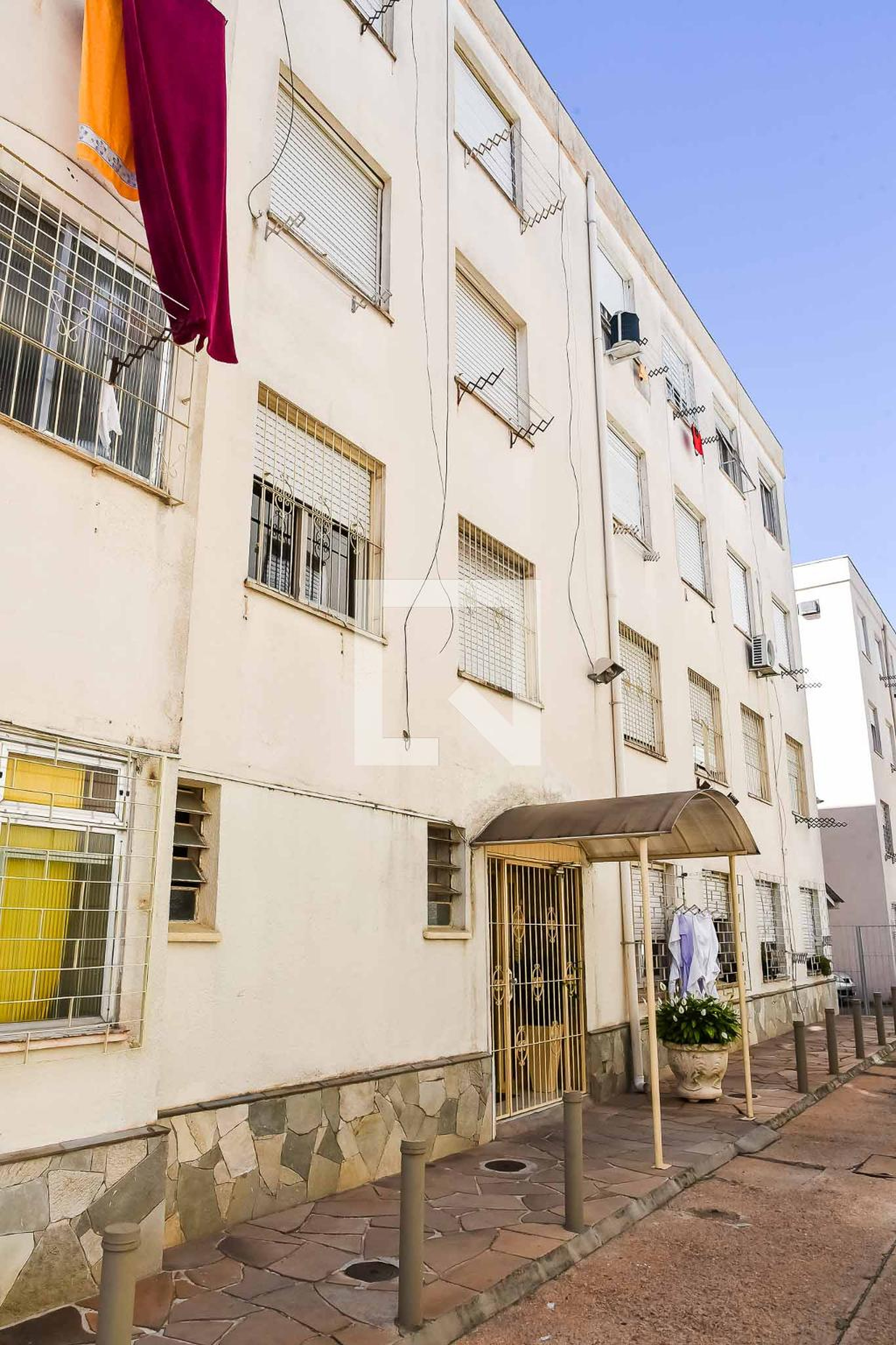 Entrada do Prédio - null