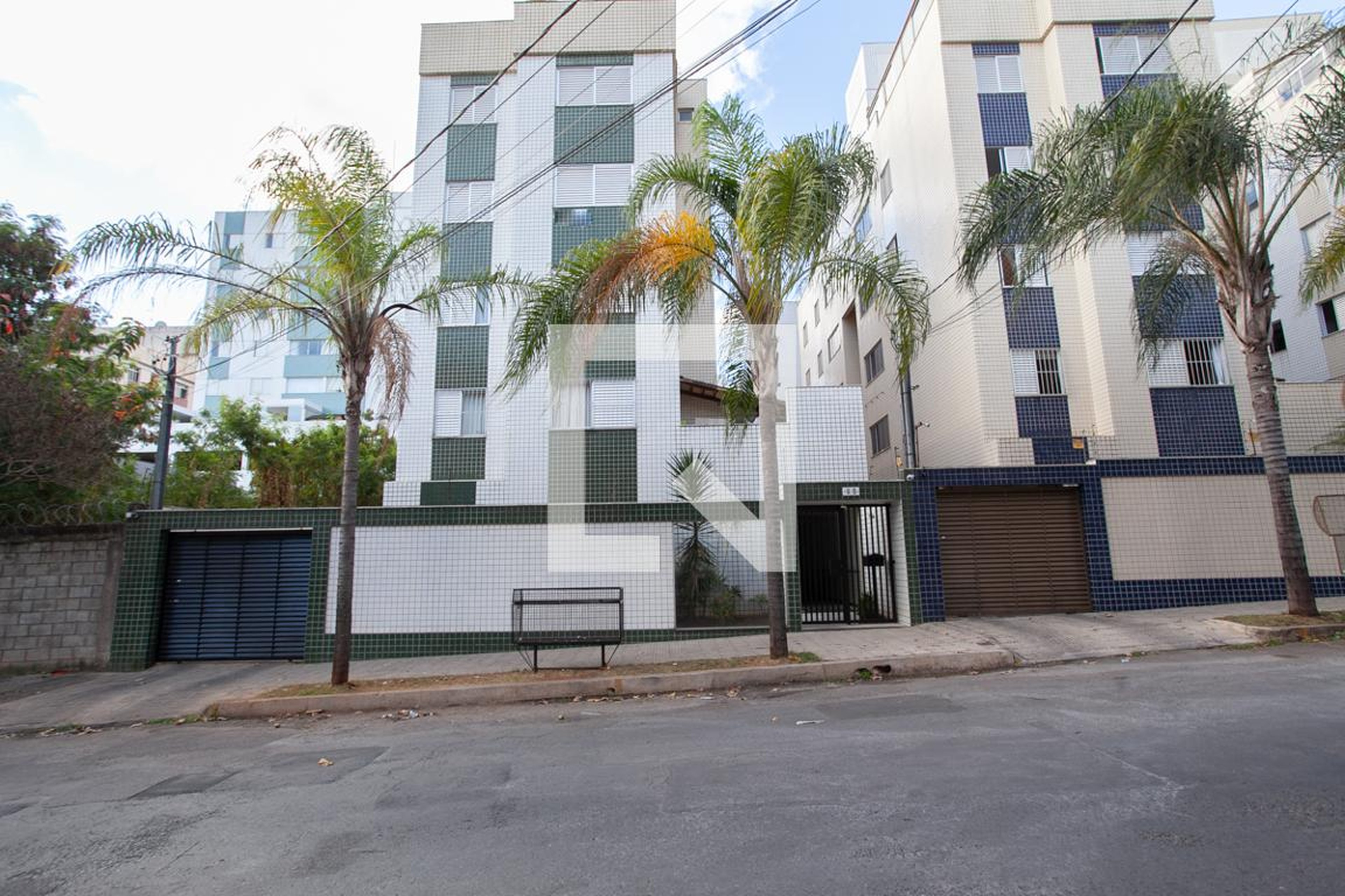 Fachada Residencial Esmeralda