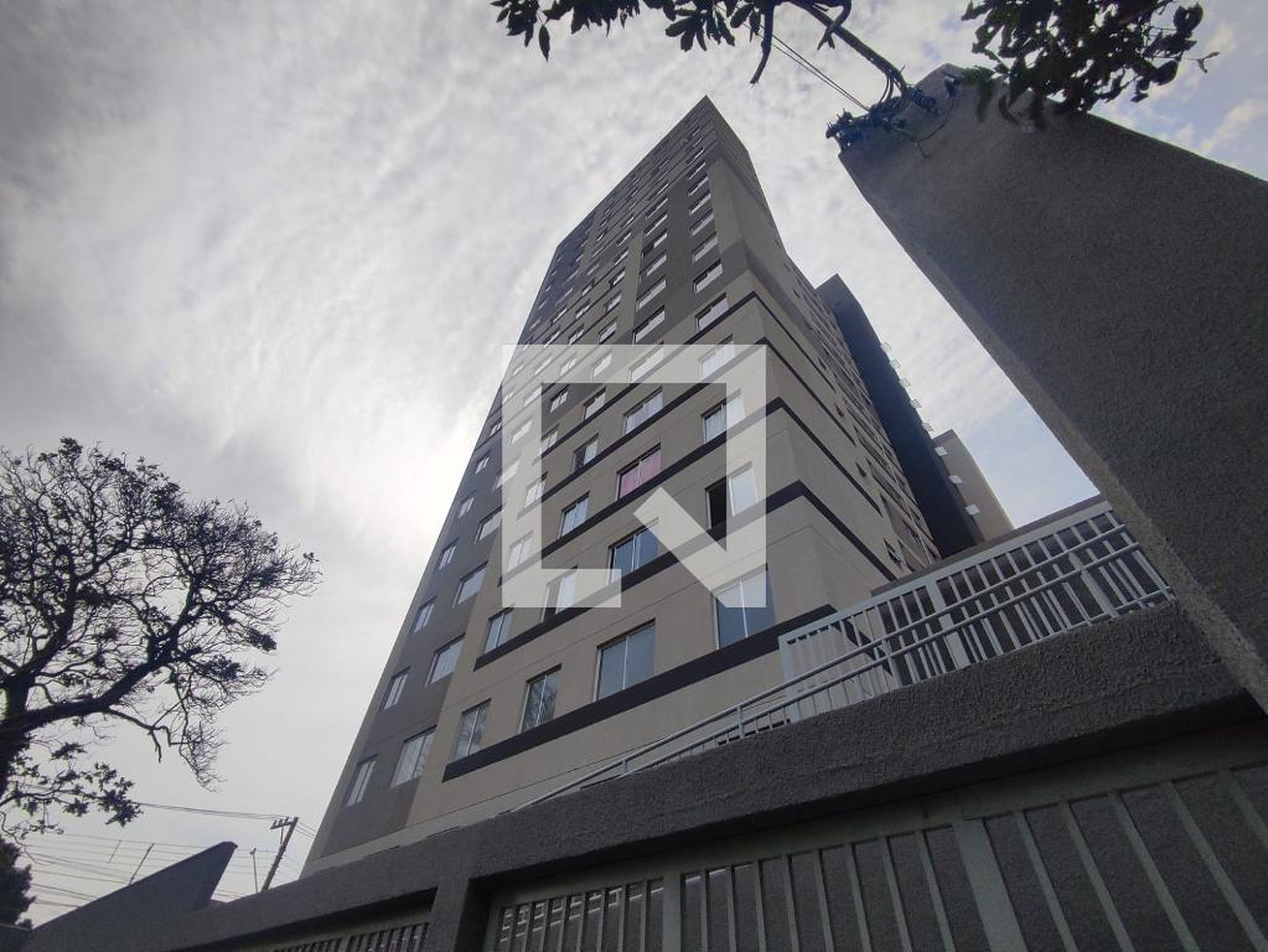 Fachada do Condomínio Condomínio em Rua dos Patriotas, 51