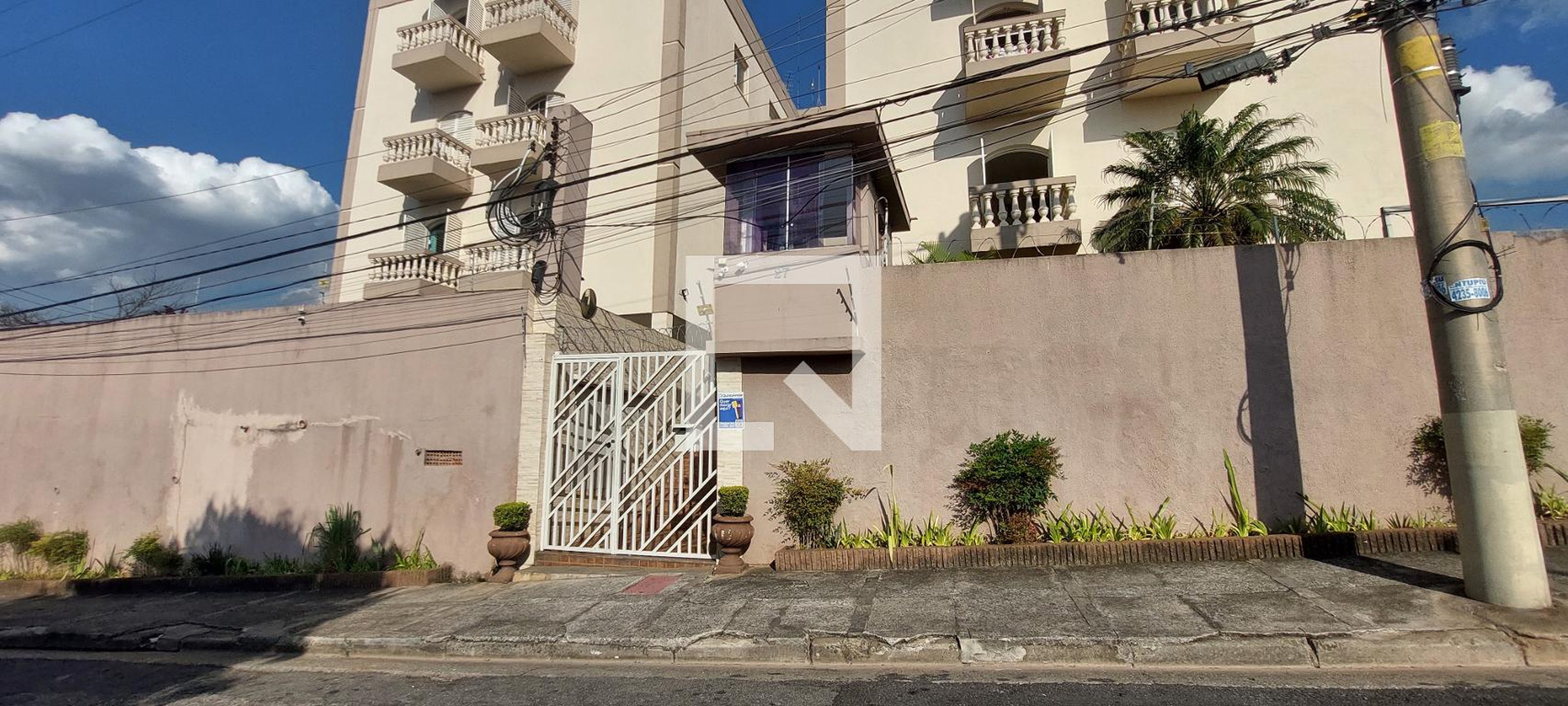 Fachada do Prédio Edifício Danúbio Azul