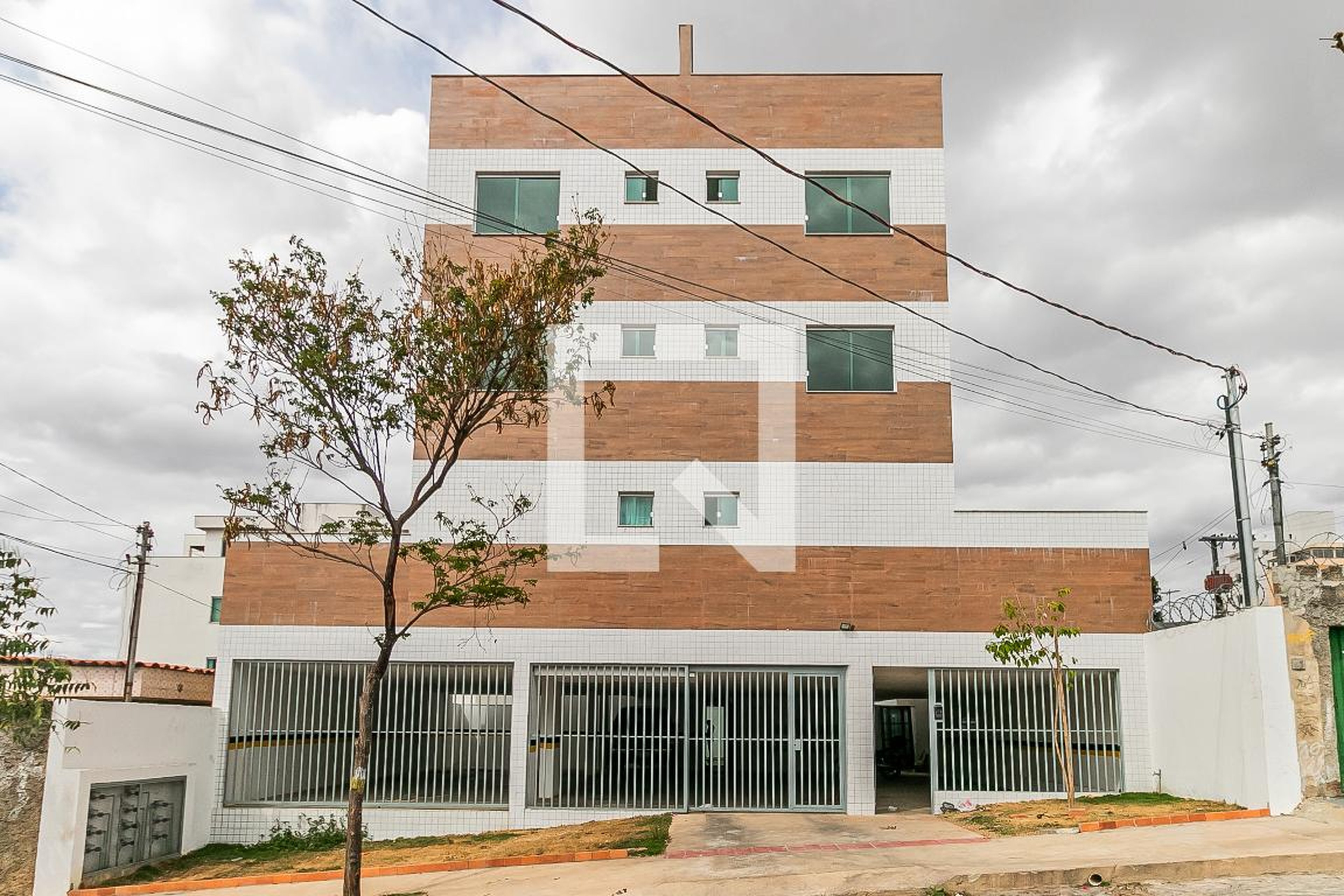 Fachada Condomínio em Rua Onofre Furtado da Silva, 35