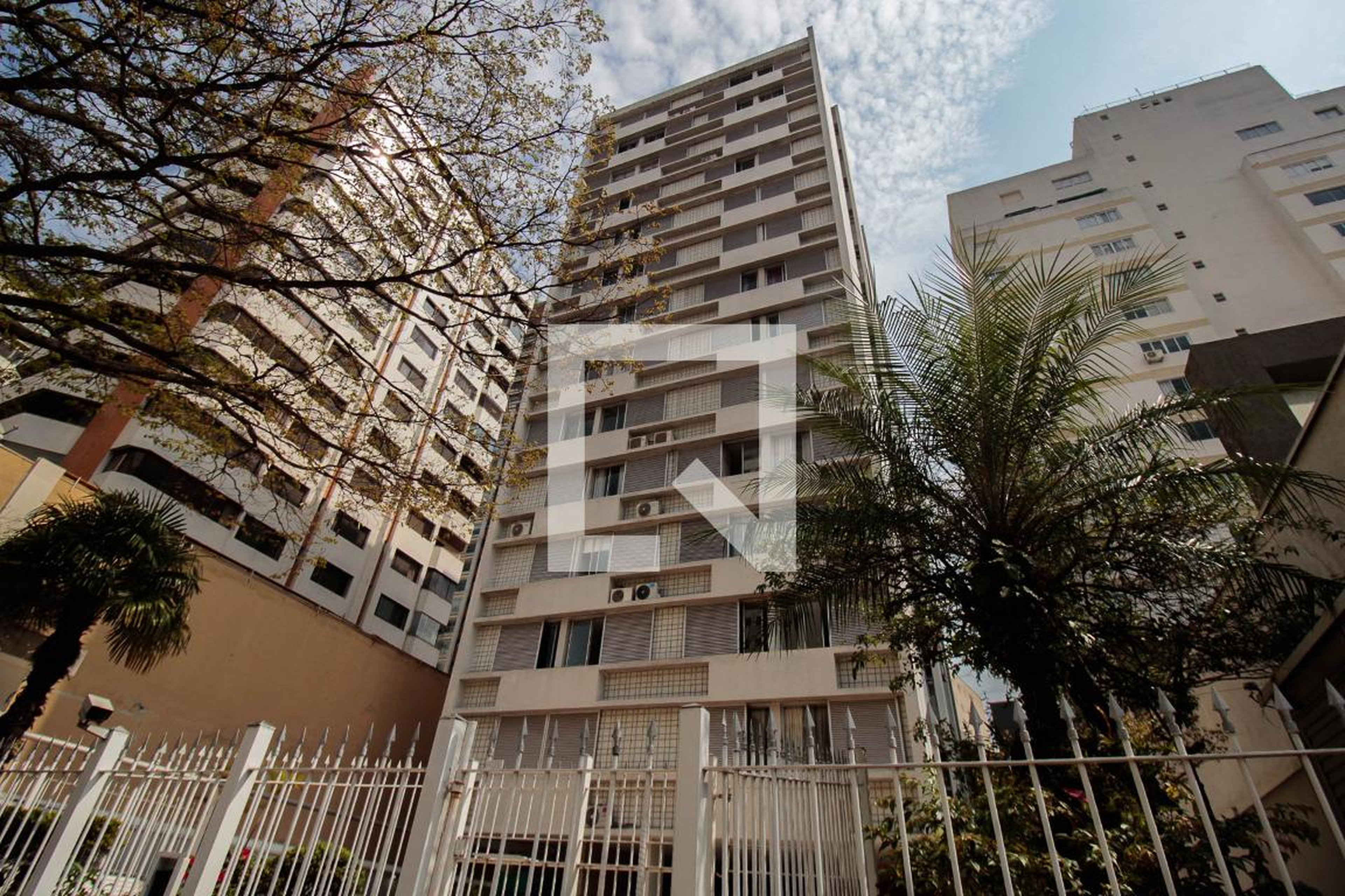 Fachada Condomínio La Spezia