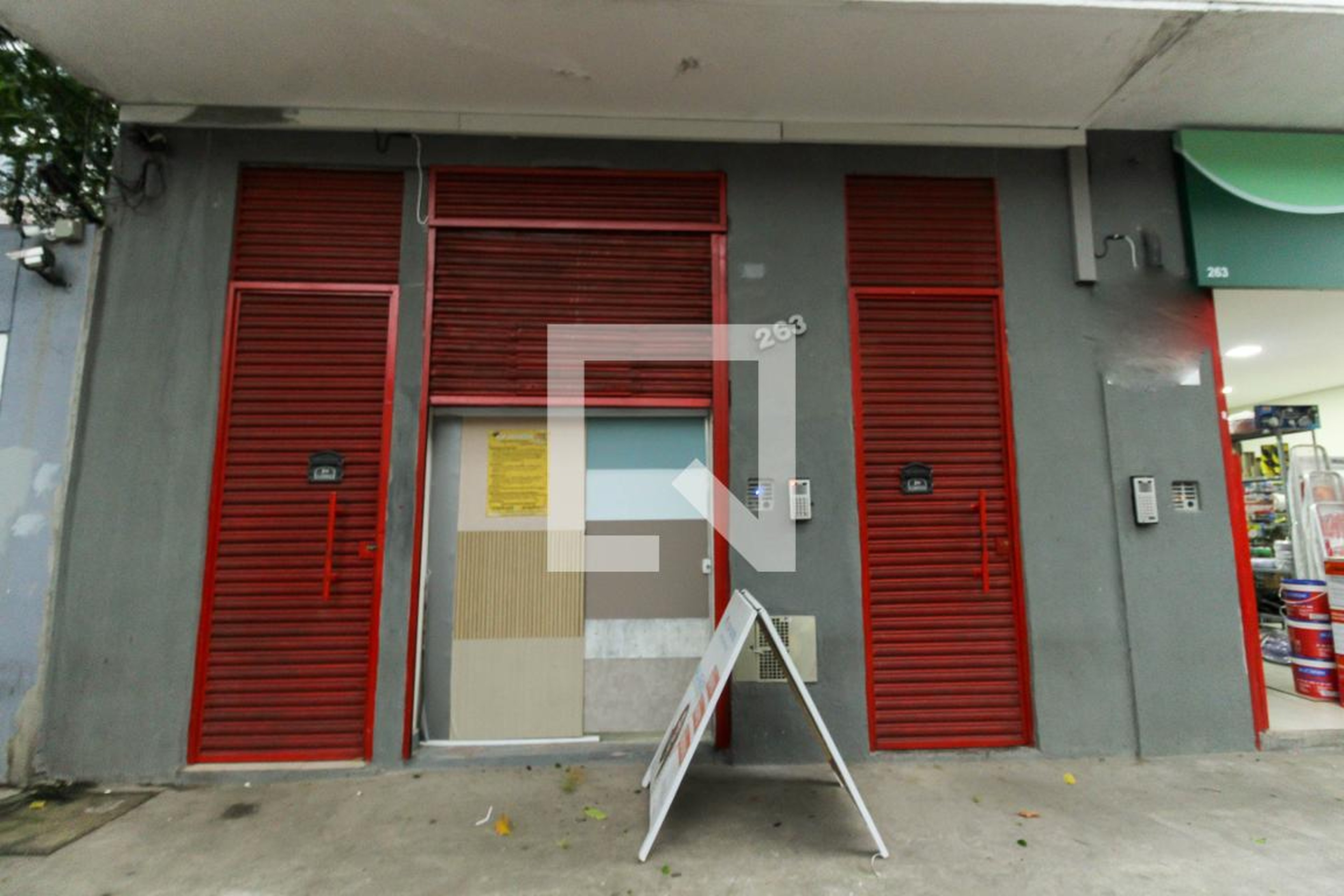 Fachada do Prédio Condomínio Bresser