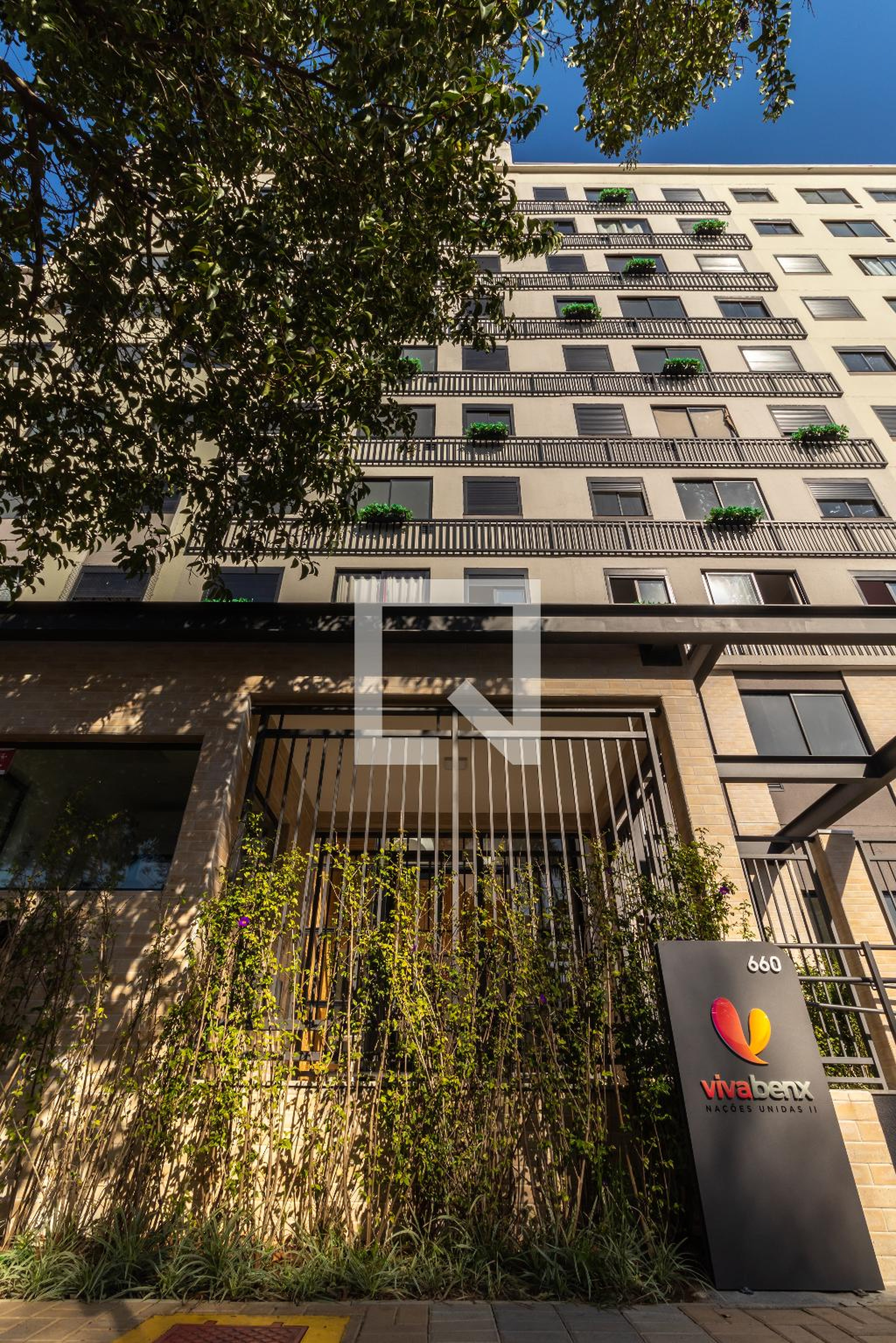 Fachada do Condomínio Condomínio Viva Benx Nações Unidas 1