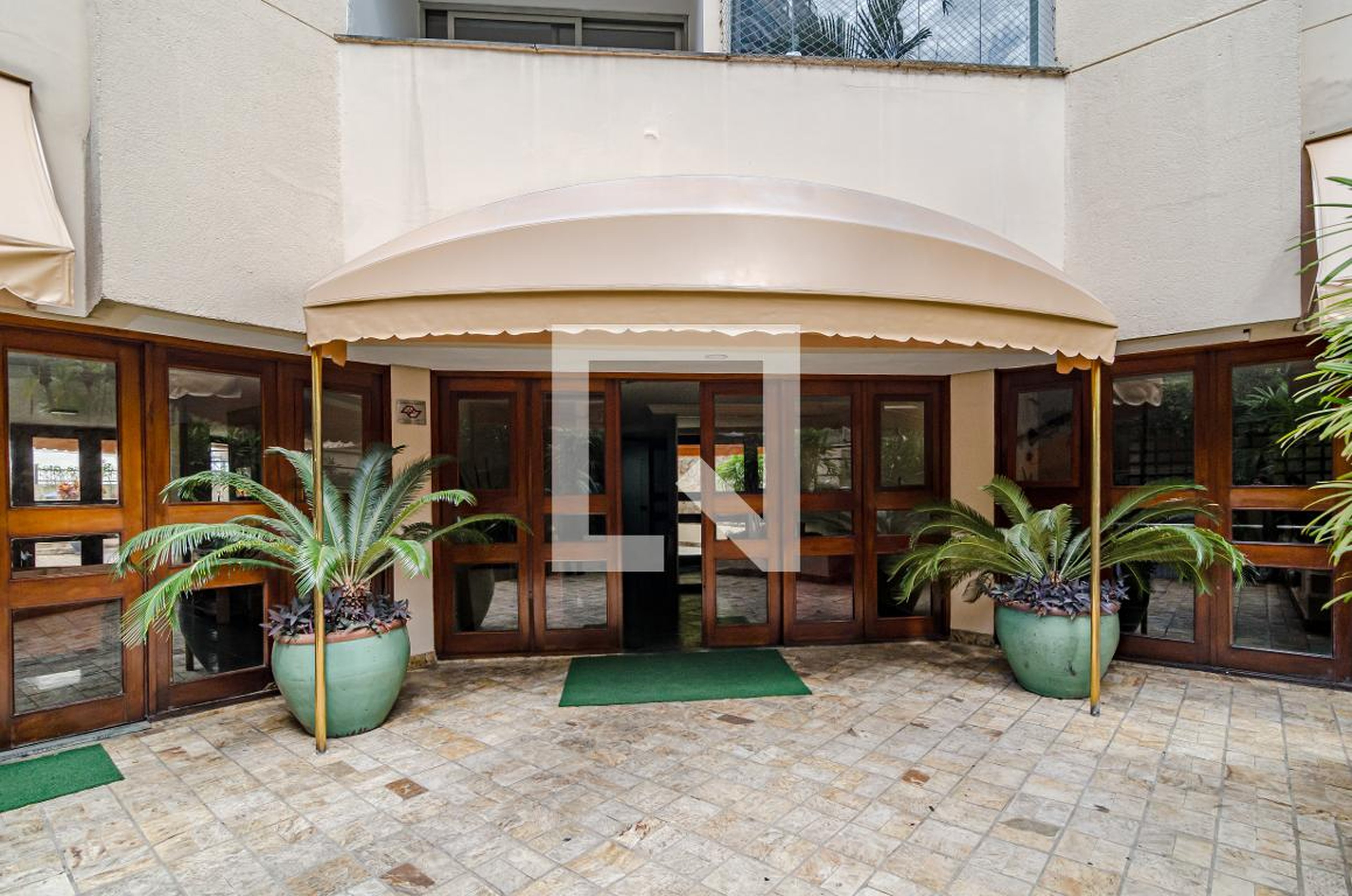 Entrada - Via colomba