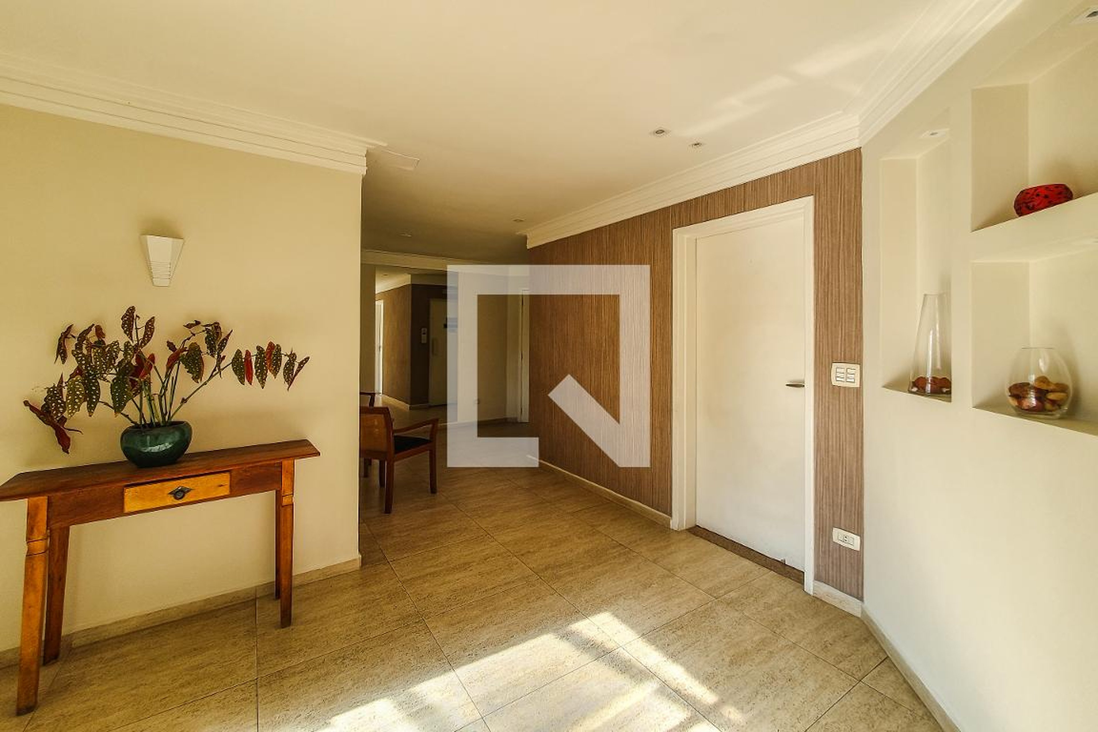 Hall - Maison de Orleans e Braganca