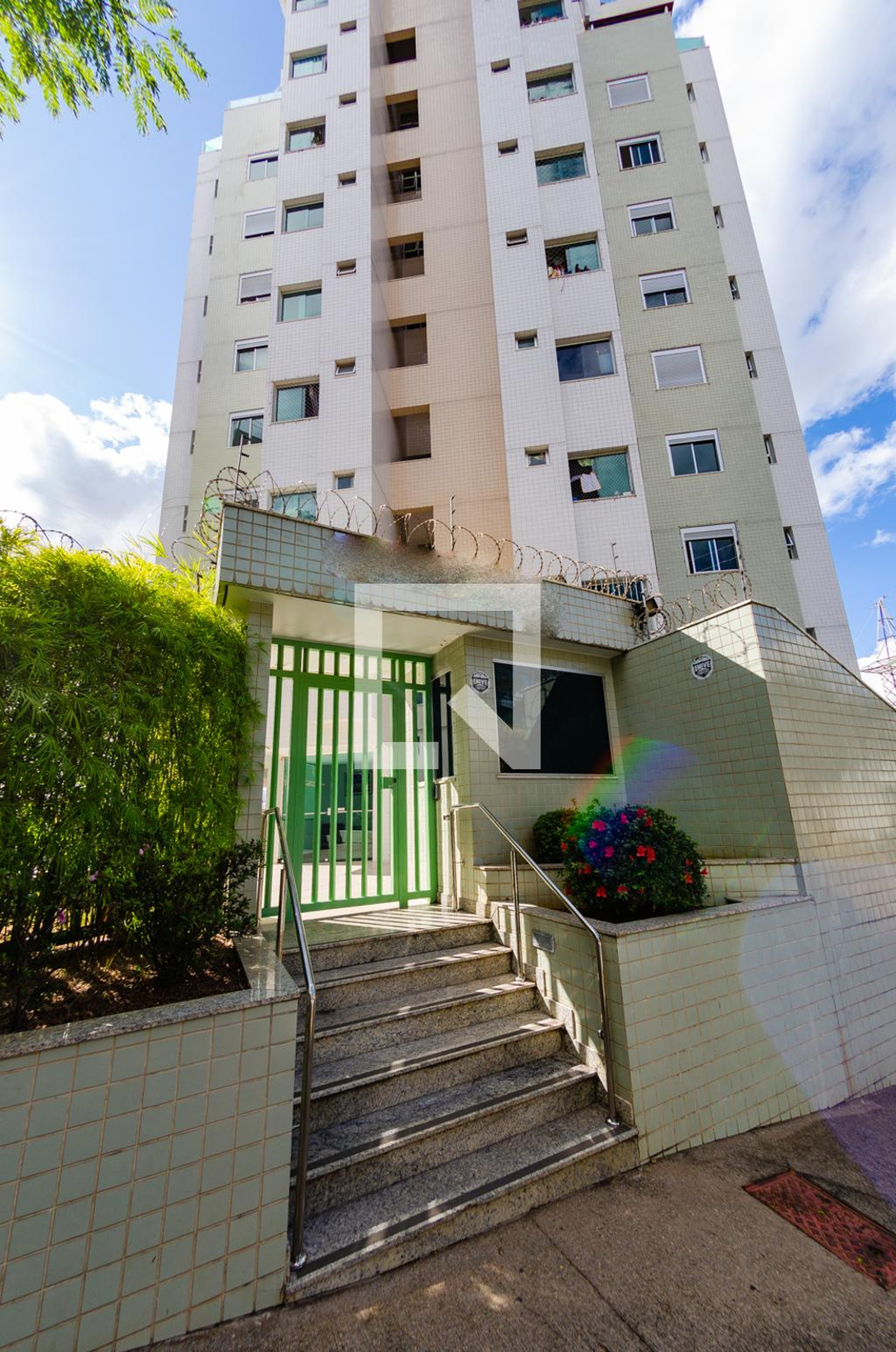 Fachada Edifício Residencial Lamounier