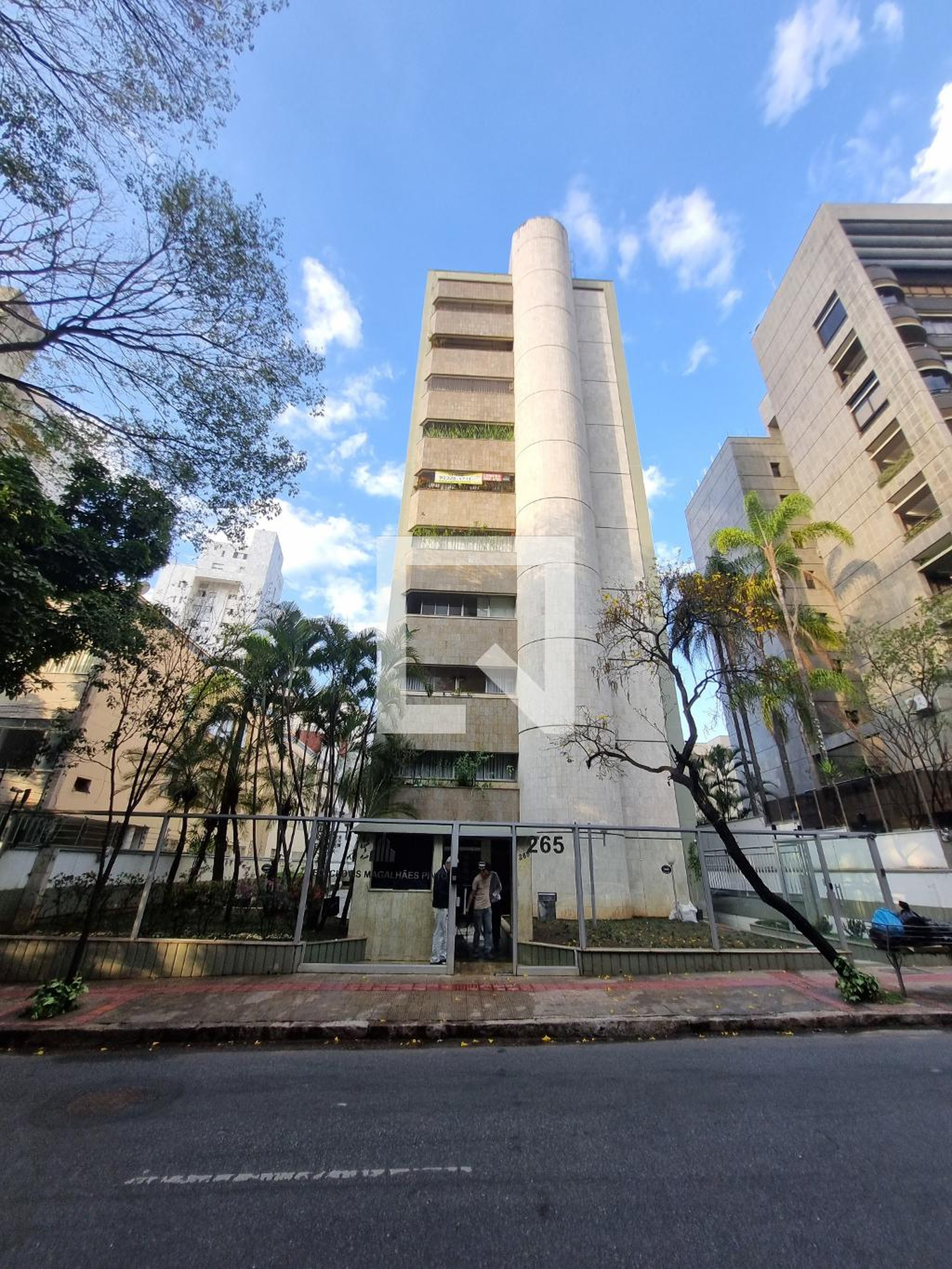 Fachada Edifício Clovis Magalhães Pinto