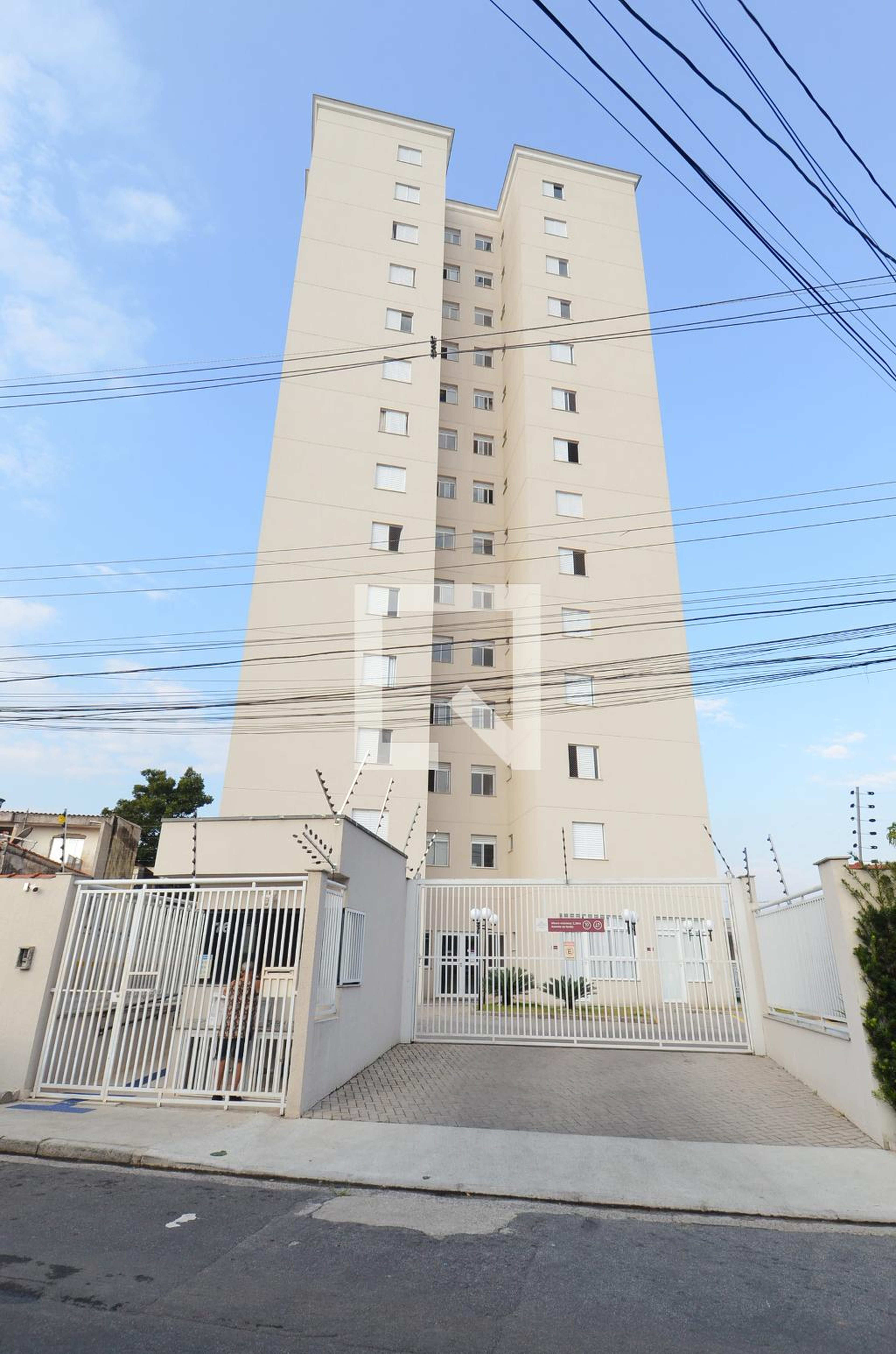 Fachada do Condomínio Condomínio Genova