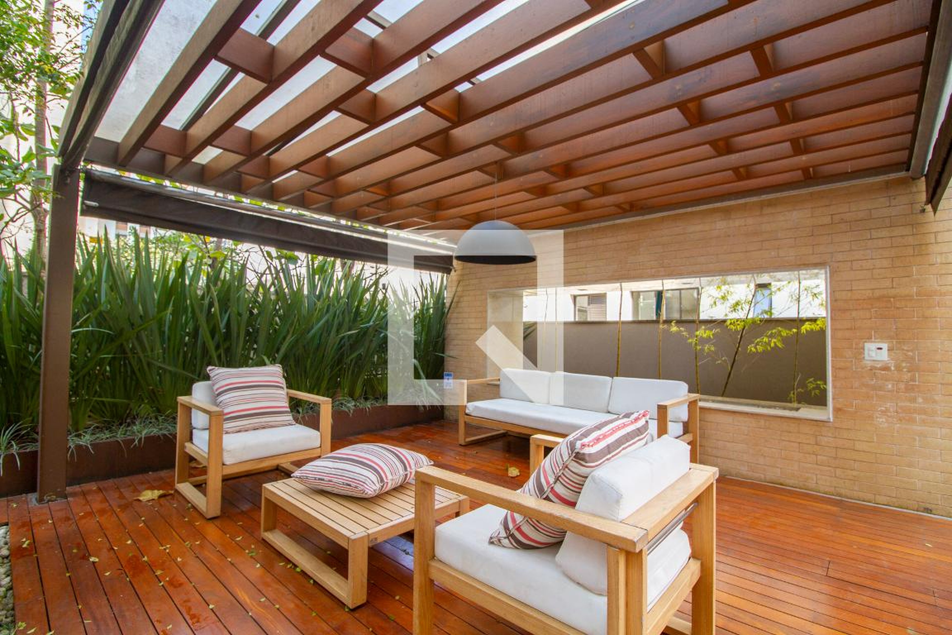 Área comum - Tom 1102